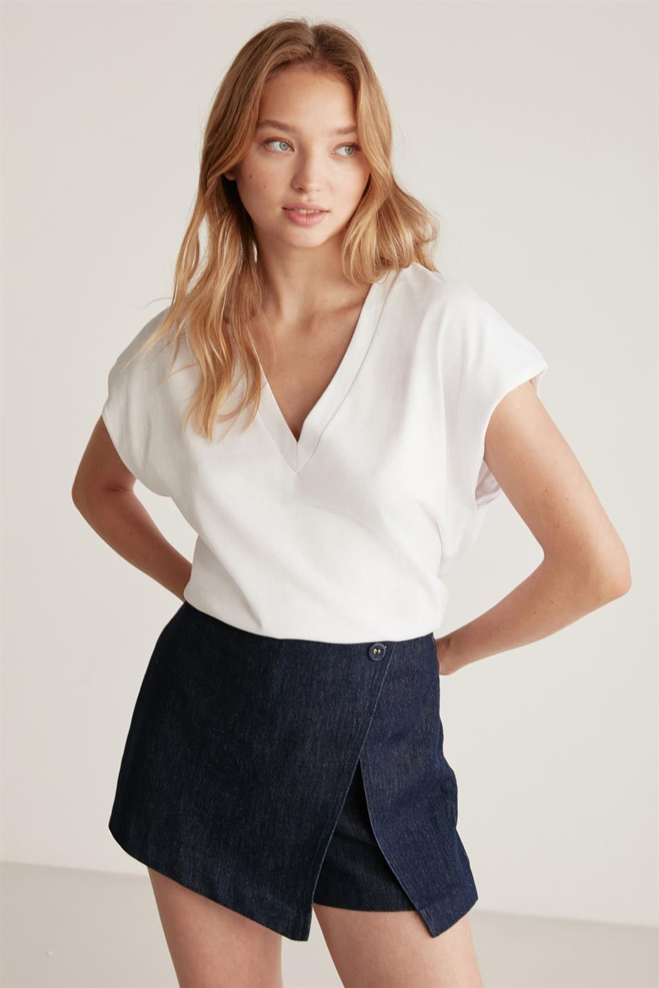 ASTRID Örme Relaxed Beyaz  T-Shirt