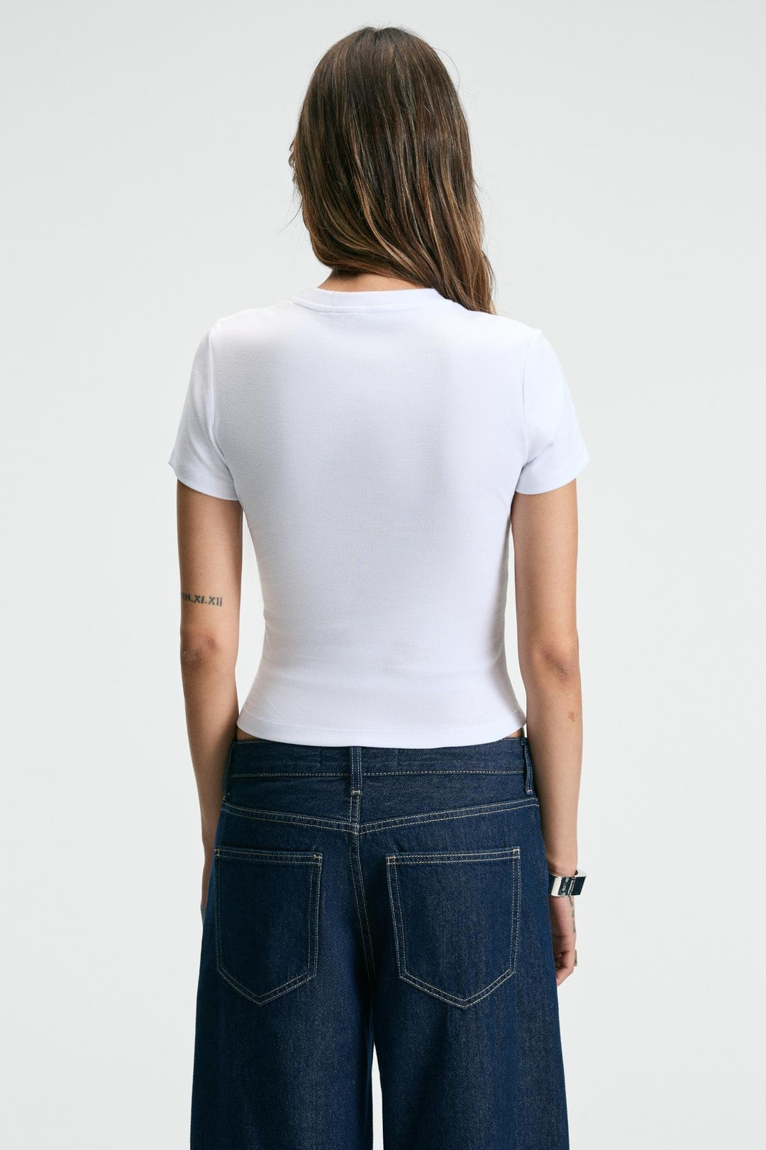 ATHEA Kadın Bisiklet Yaka Kısa Kollu Önü Baskılı Slim Beyaz - Pembe baskılı T-Shirt