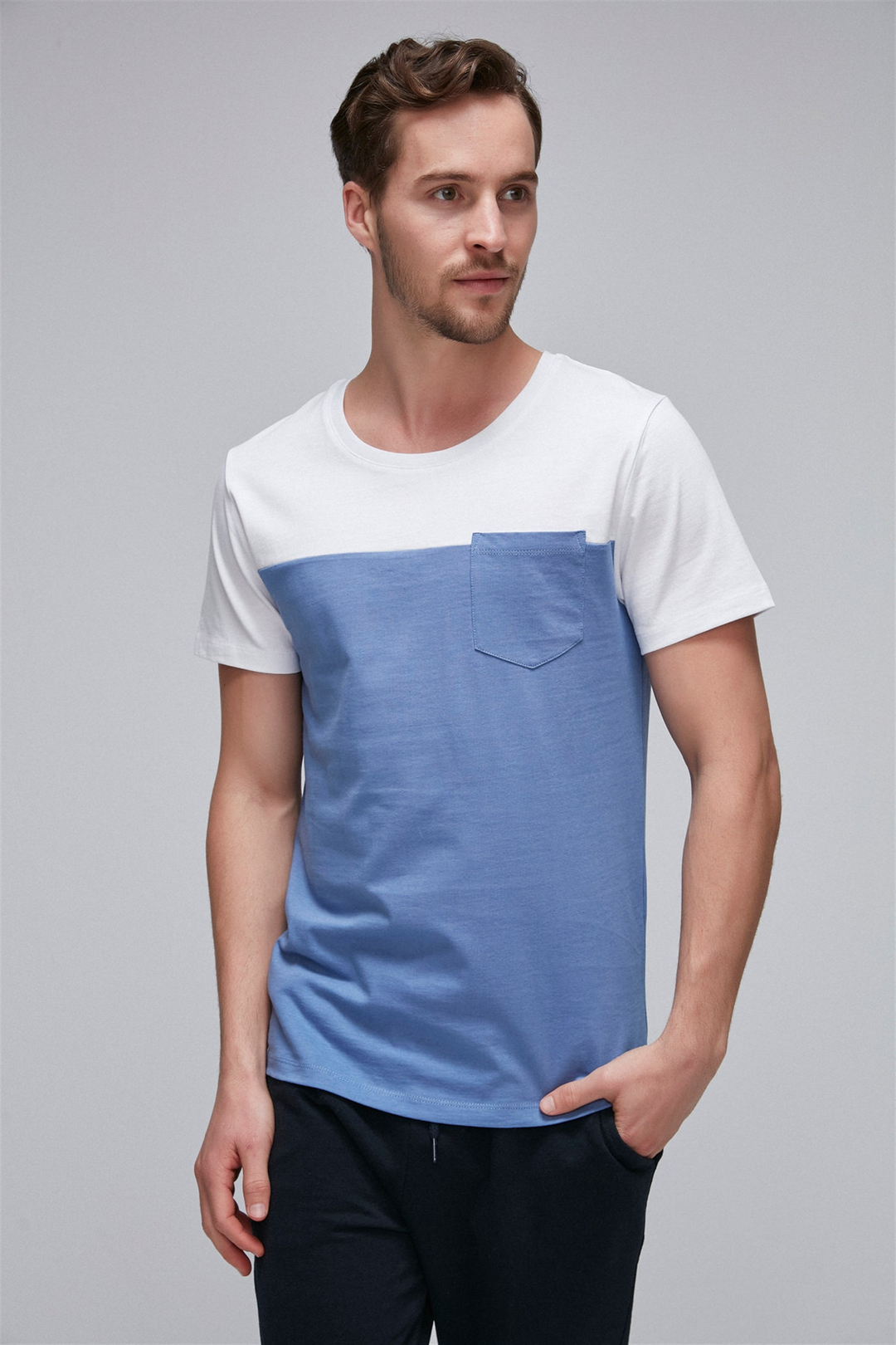 AYDEN Erkek Mavi Renk Bloklu Yuvarlak Yaka Comfort Fit T-Shirt