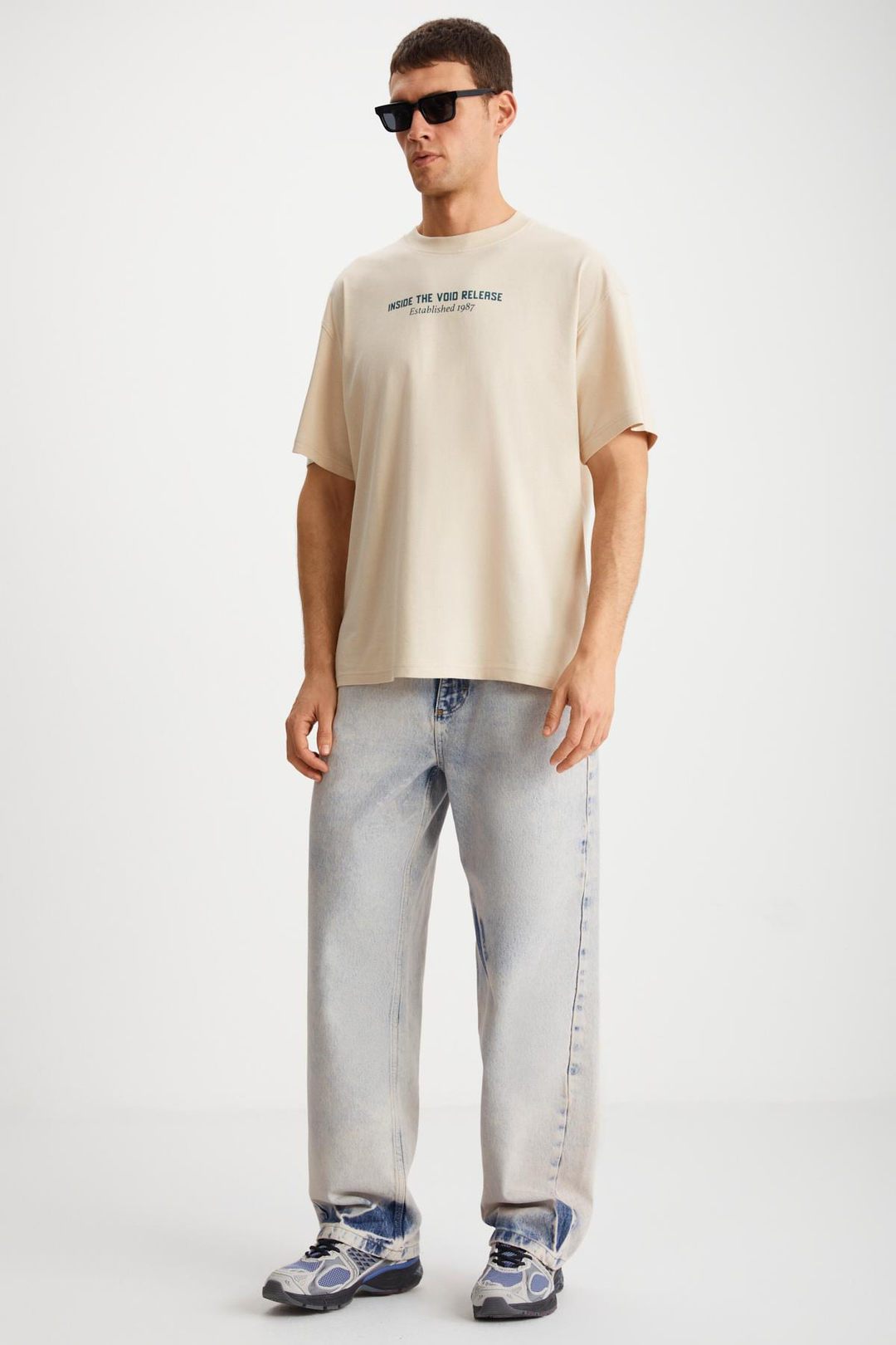 BASTIAN Erkek Sırt Baskı Detaylı Oversize %100 Organik Pamuk Örme Kısa Kol Bej T-Shirt