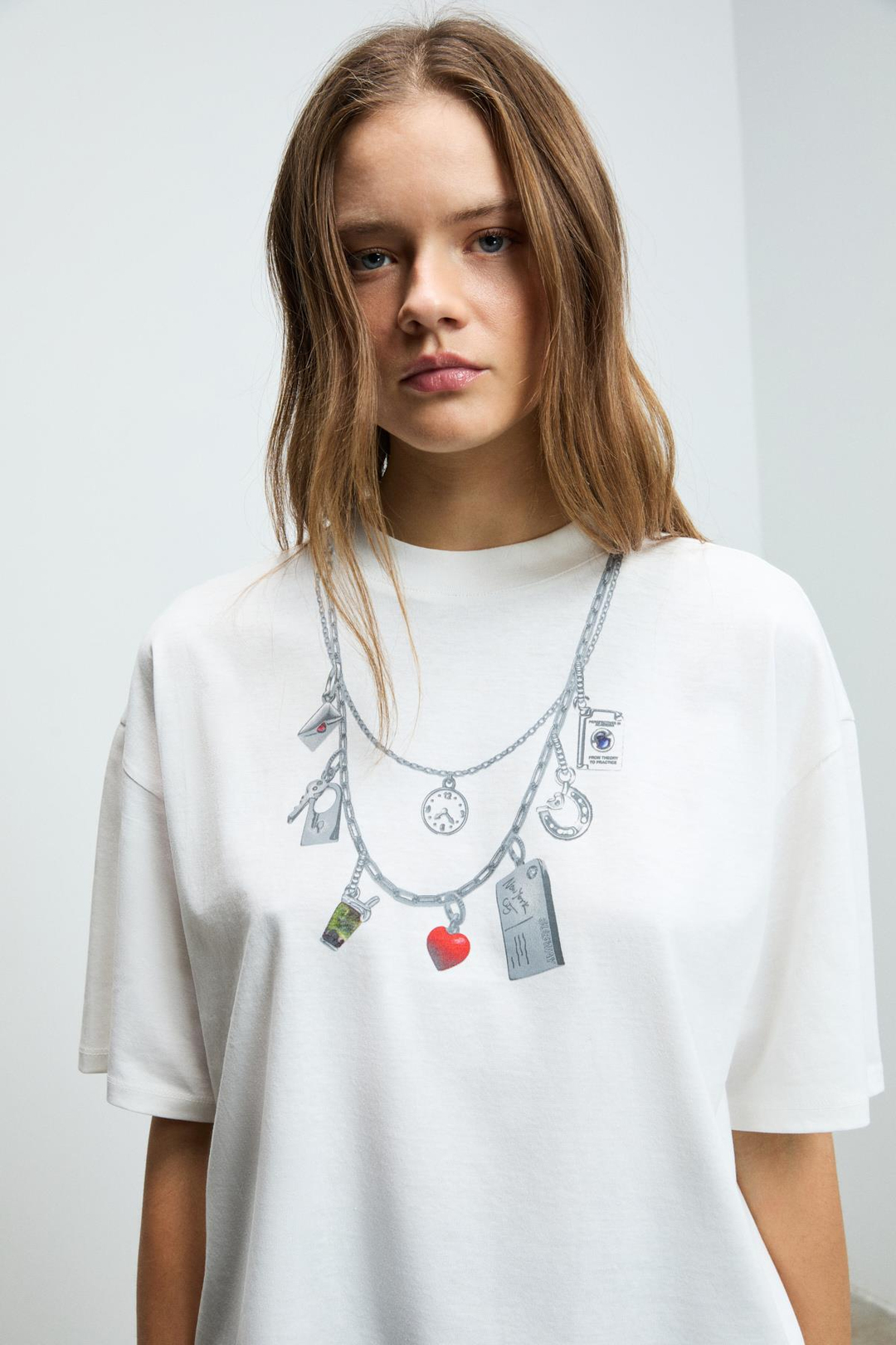 BEMAJO Kadın Yumuşak Ve Esnek Kumaşlı Baskı Detaylı Bisiklet Yakalı Beyaz T-Shirt