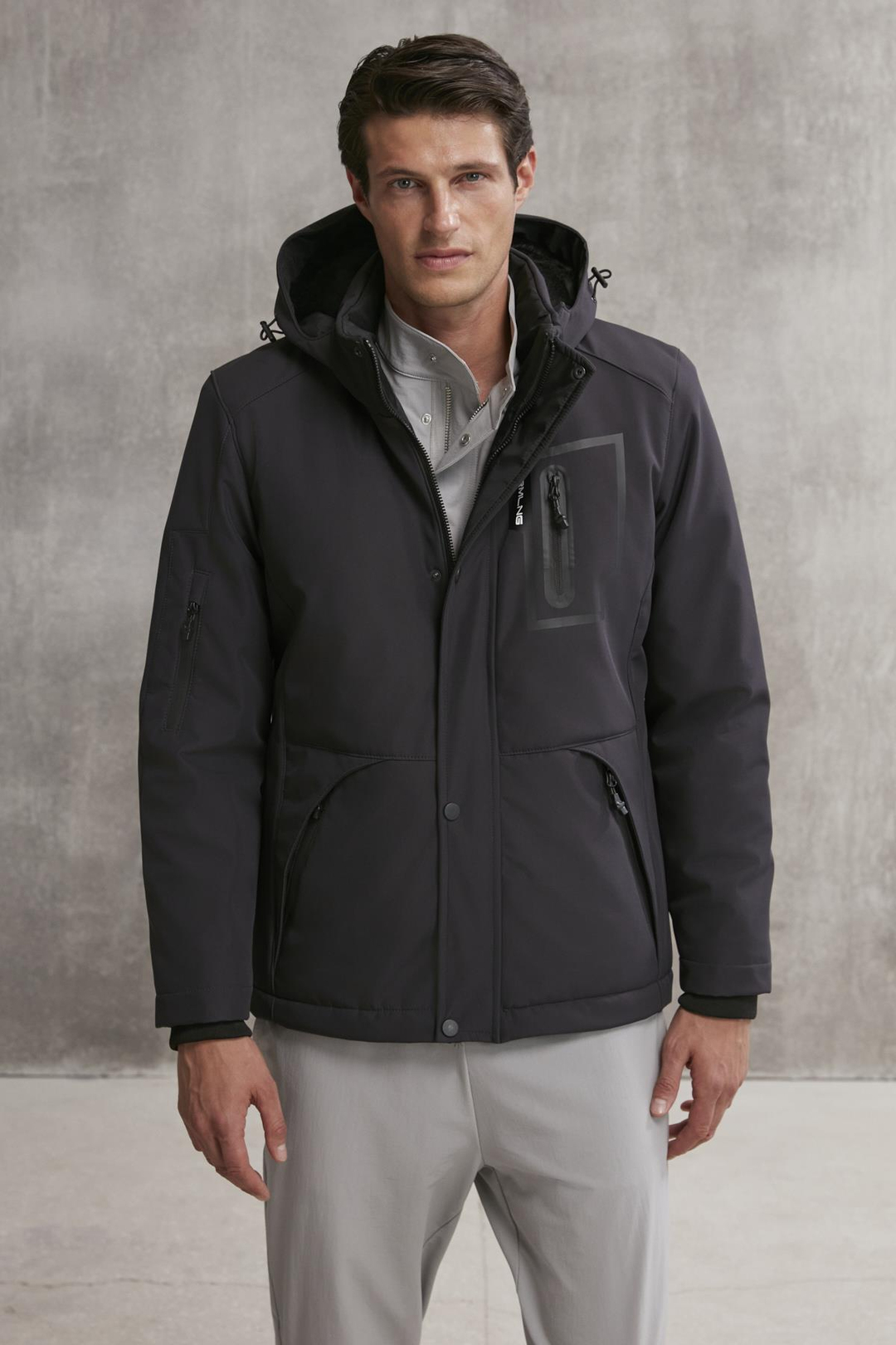 BERNARD Erkek Gore-Tex Su İtici Kumaş İçi Kürklü Relaxed Kapüşonlu Fermuarlı Lacivert Mont