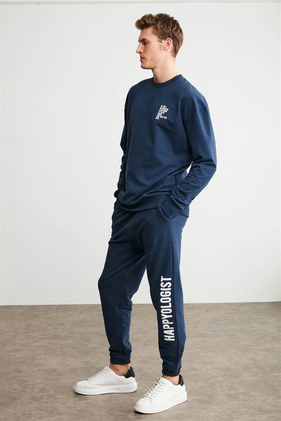BODDEN Erkek Lacivert Baskılı Yuvarlak Yaka Comfort Fit Sweatshirt