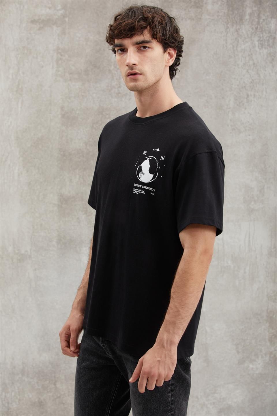 BOWEN  Relaxed Siyah Tekli T-Shirt