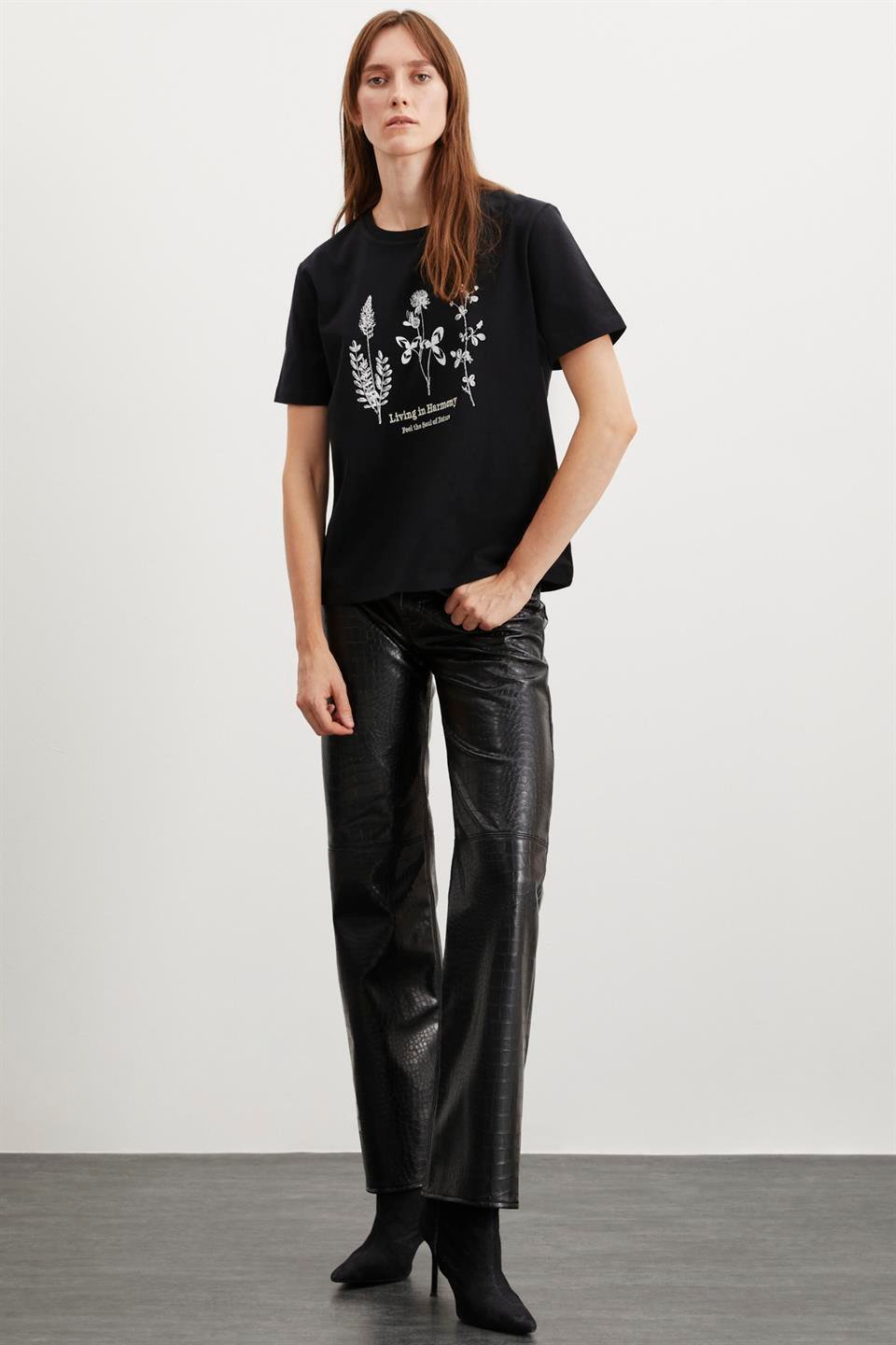 BRIANN  Regular Siyah Tekli T-Shirt