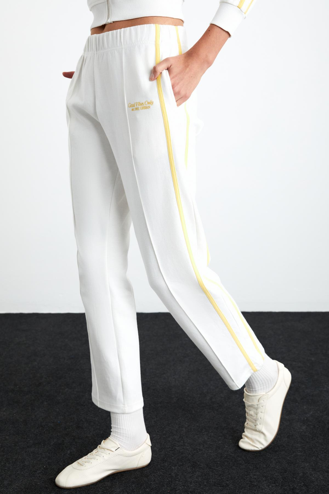 BRISEIS Kadın Pamuk-Polyester Ekru Hoodie