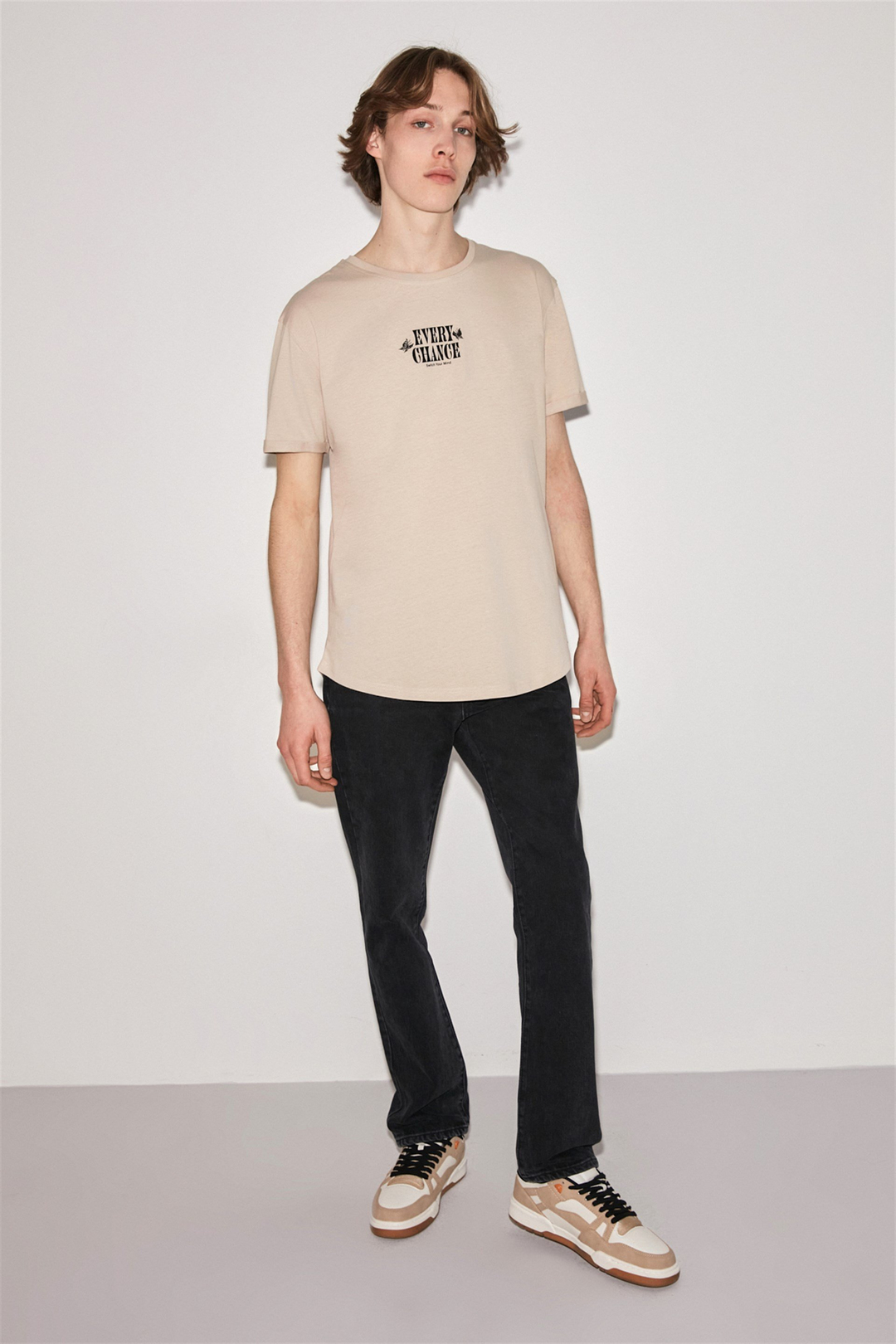 BUTTERFLY Erkek Bej Baskılı Yuvarlak Yaka Long Fit T-Shirt