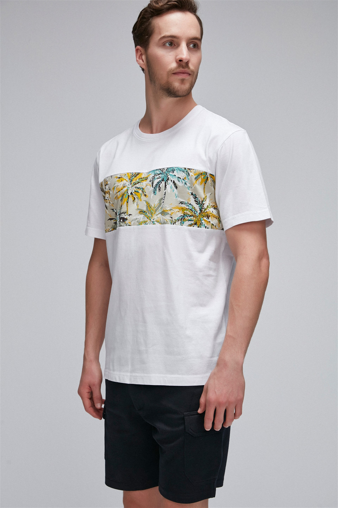 CAMERON Erkek Beyaz Baskılı Yuvarlak Yaka Comfort Fit T-Shirt