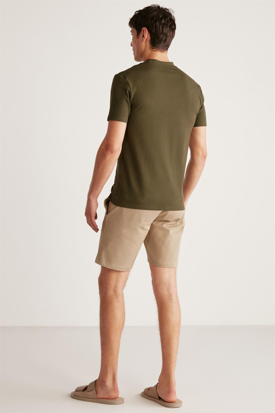 CHAD  Slim Haki  T-Shirt
