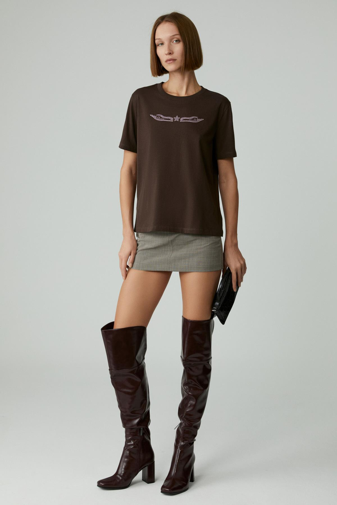 CHERIE Kadın Crop Taşlı Yuvarlak Yaka Kahverengi T-Shirt