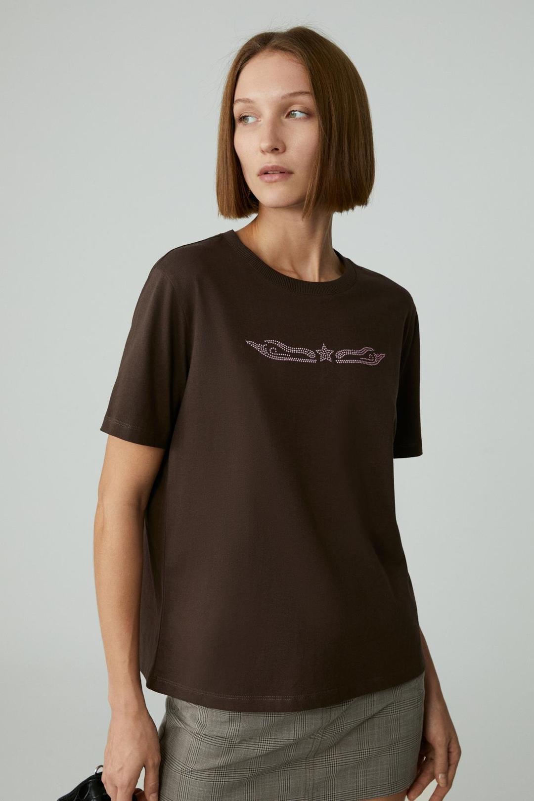 CHERIE Kadın Crop Taşlı Yuvarlak Yaka Kahverengi T-Shirt