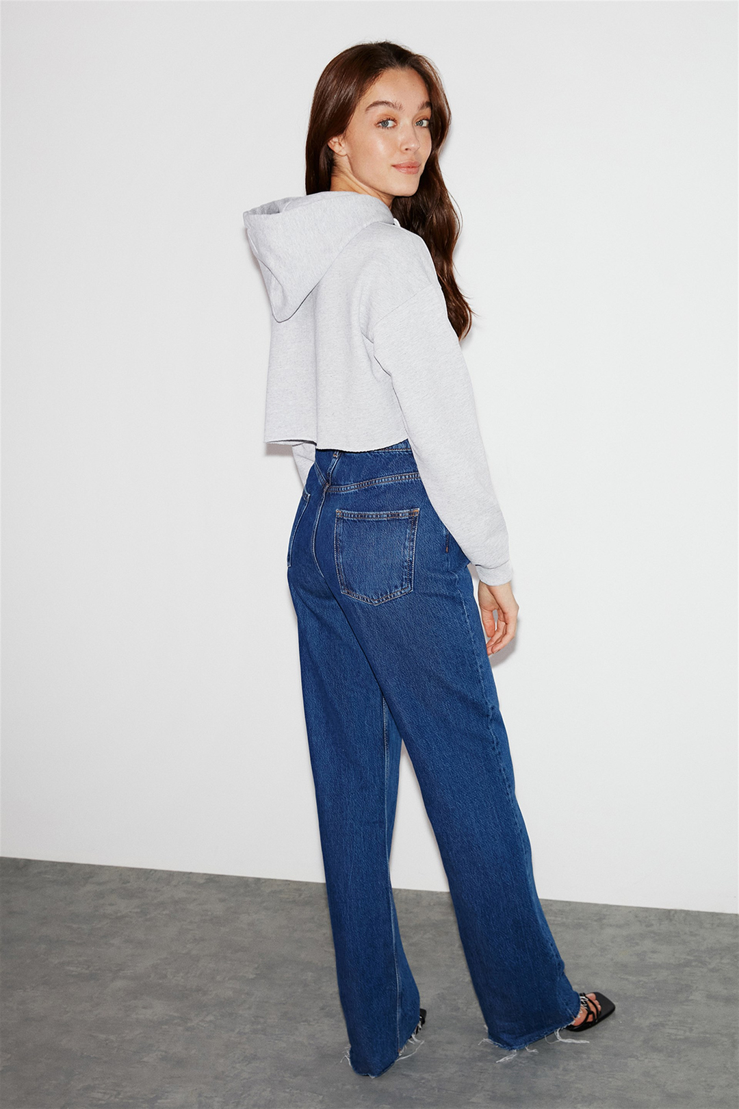 CHICAGO Kadın Grimelanj Baskılı Kapüşonlu Crop Fit Sweatshirt