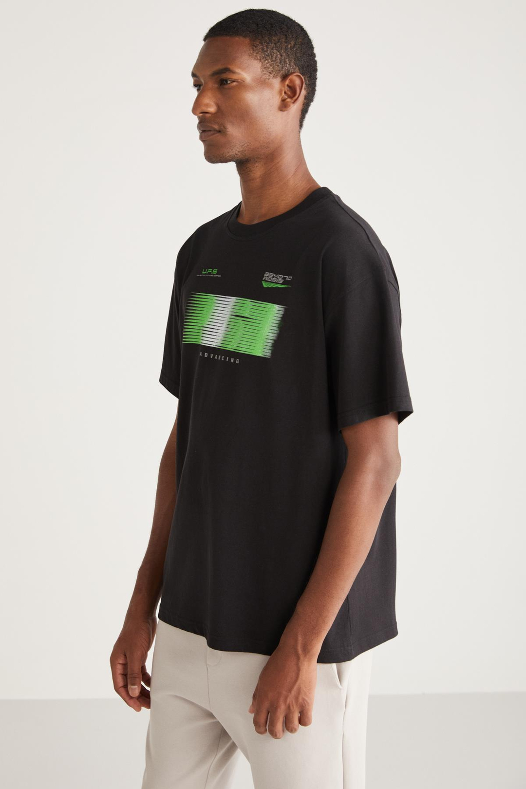 COLLİN Basic Oversize Siyah Tekli T-Shirt