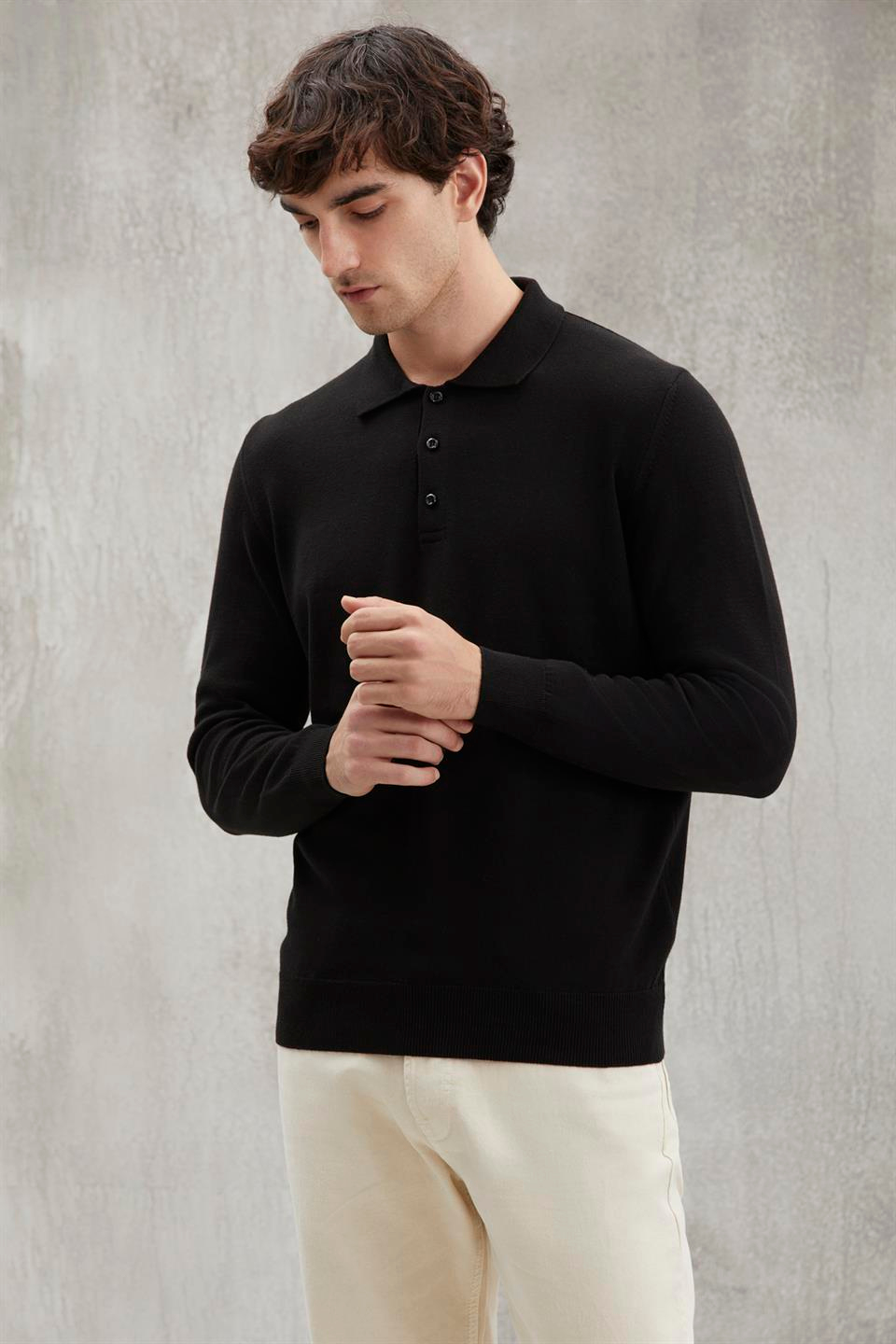 CORRADO Basic Regular Siyah Tekli Kazak