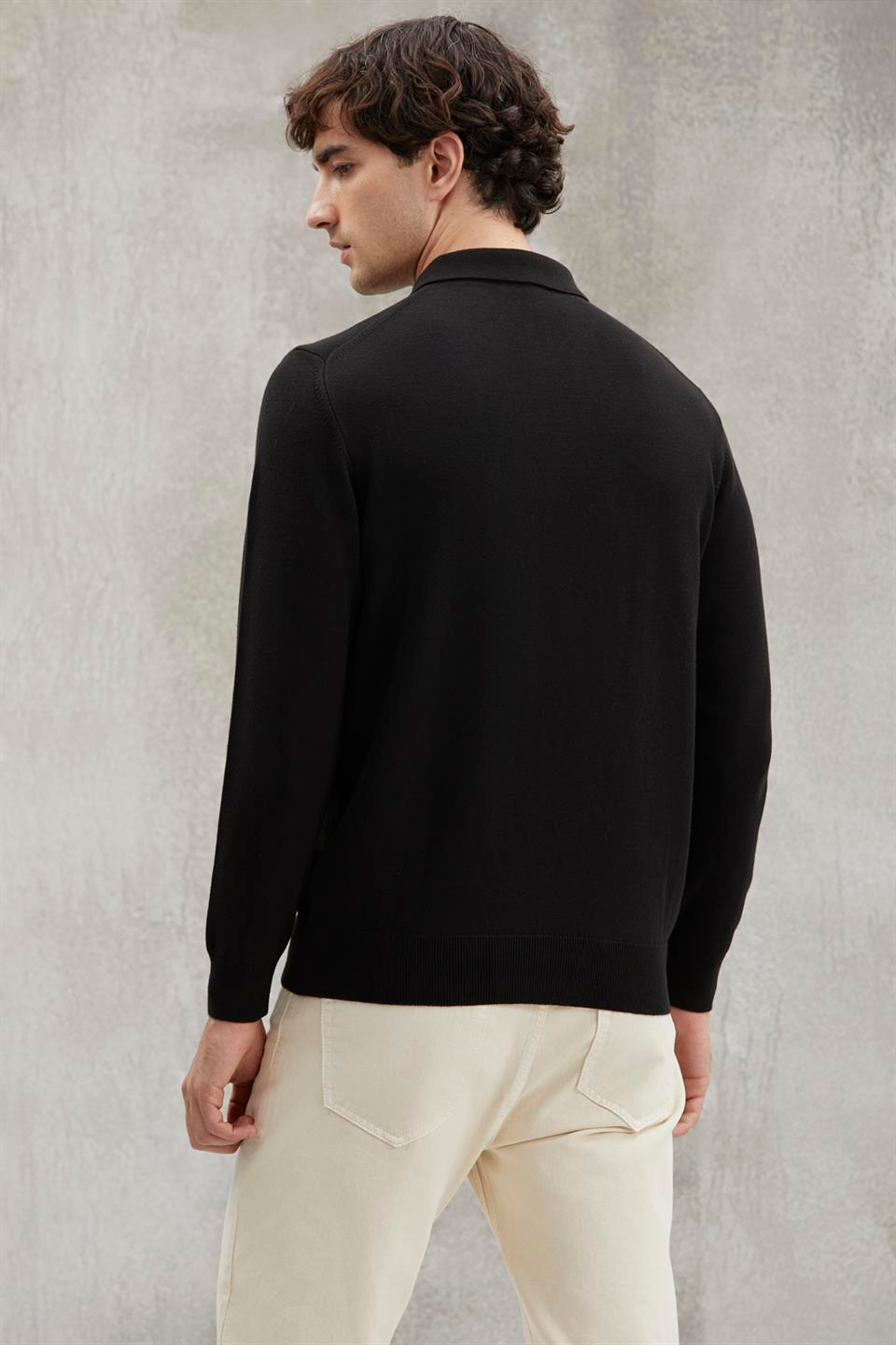 CORRADO Basic Regular Siyah Tekli Kazak