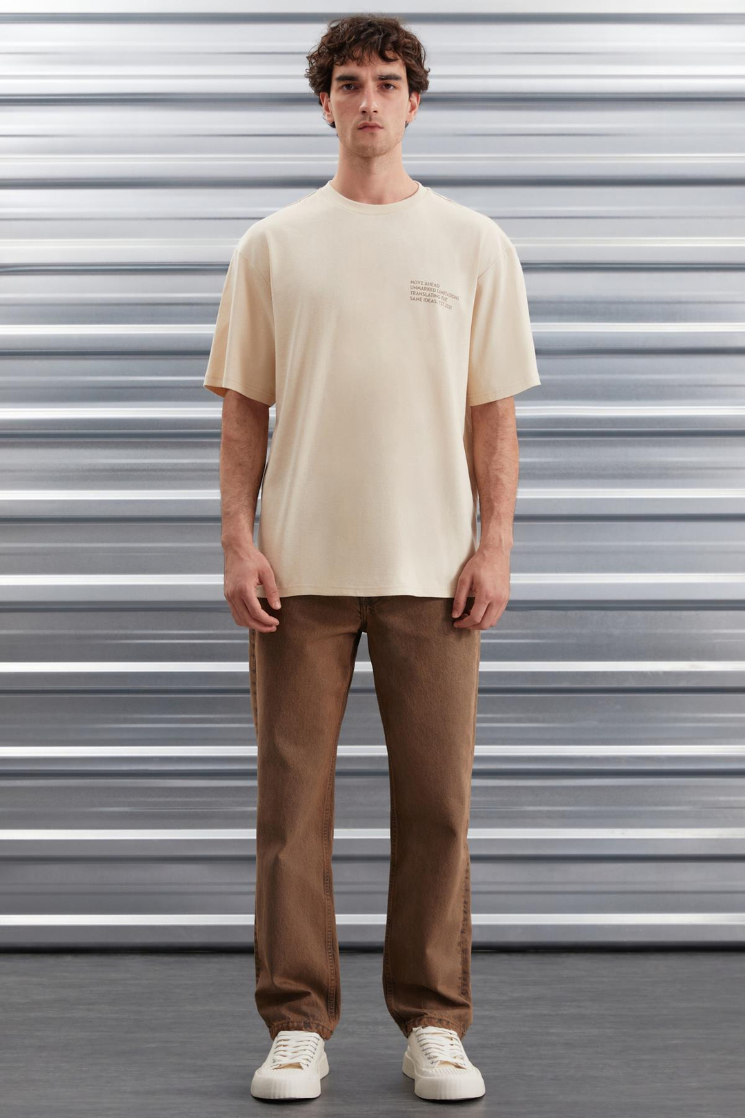 DARELL Erkek Oversize Fit %100 Pamuk Kalın Dokulu Baskılı Bej T-Shirt