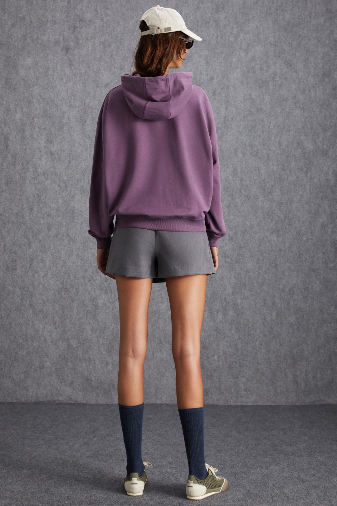 DAYELIN Kadın Nakış Detaylı Organik Pamuk Regular Kapüşonlu Kanguru Cepli Mor Sweatshirt