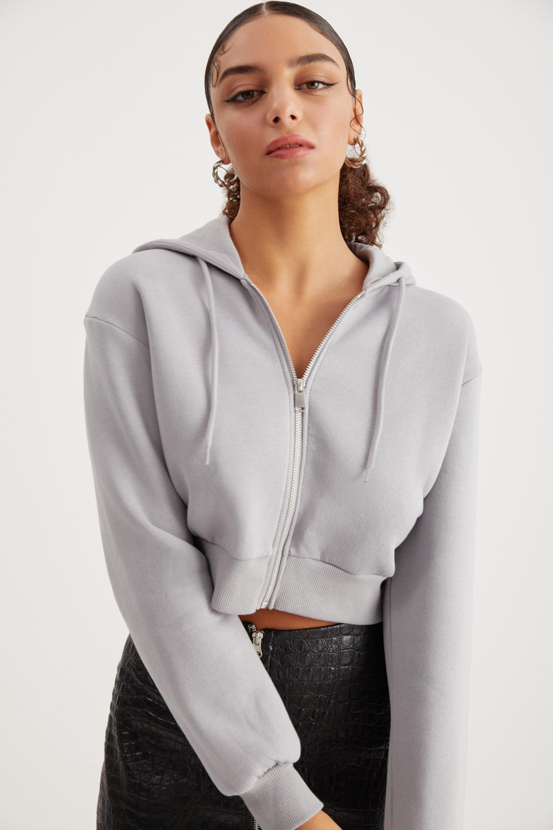 DELIA Crop Relaxed Gri Tekli Sweatshirt
