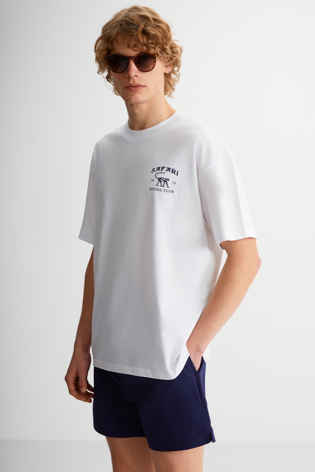 ELIO Erkek %100 Pamuk Bisiklet Yaka Kısa Kollu Baskılı Beyaz T-Shirt