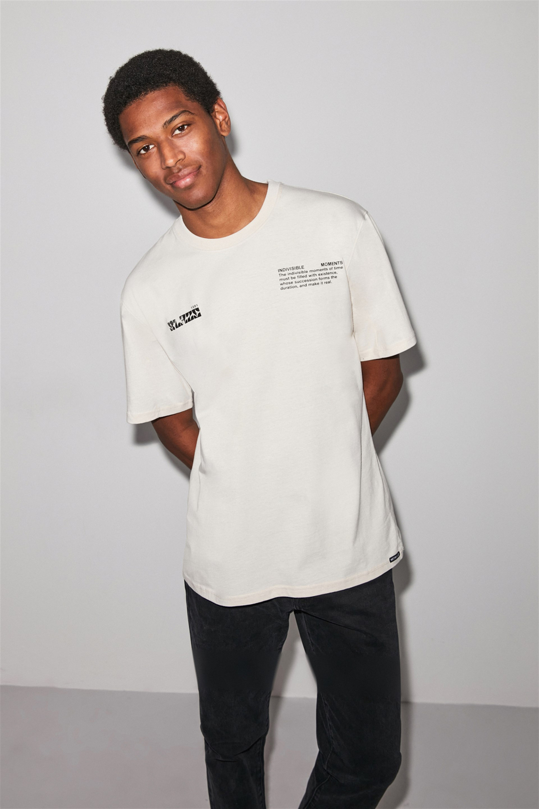 harlem Erkek Ekru Baskılı Yuvarlak Yaka Comfort Fit T-Shirt