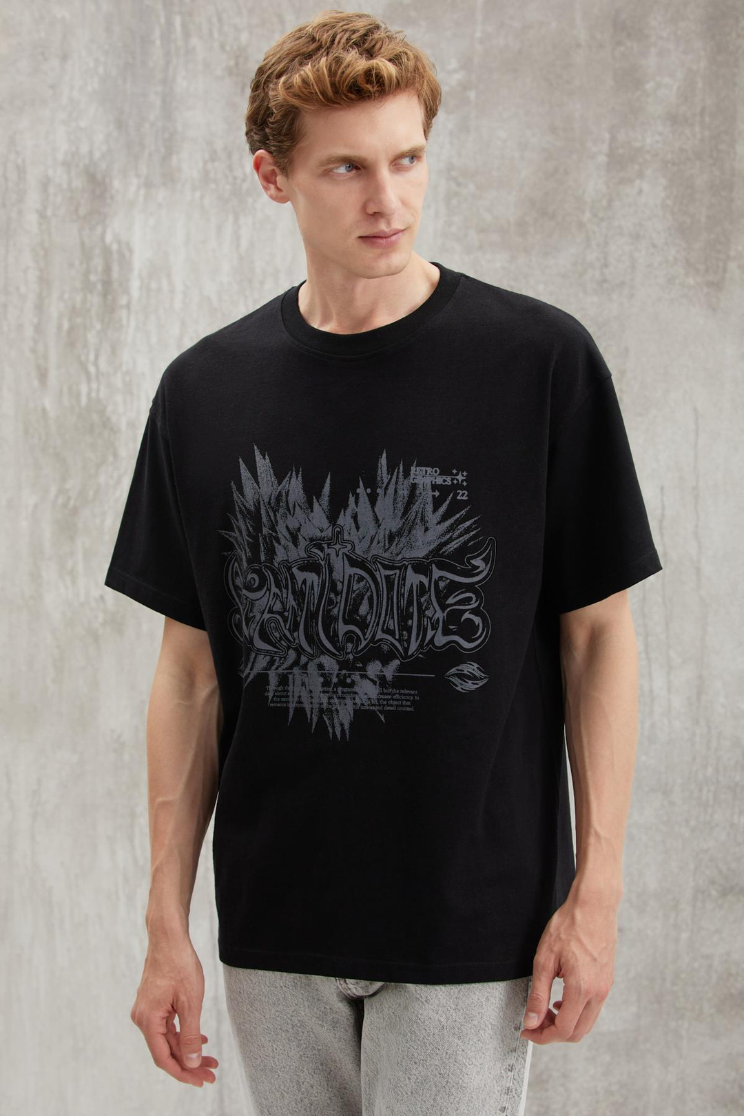 HOANG  Relaxed Siyah Tekli T-Shirt