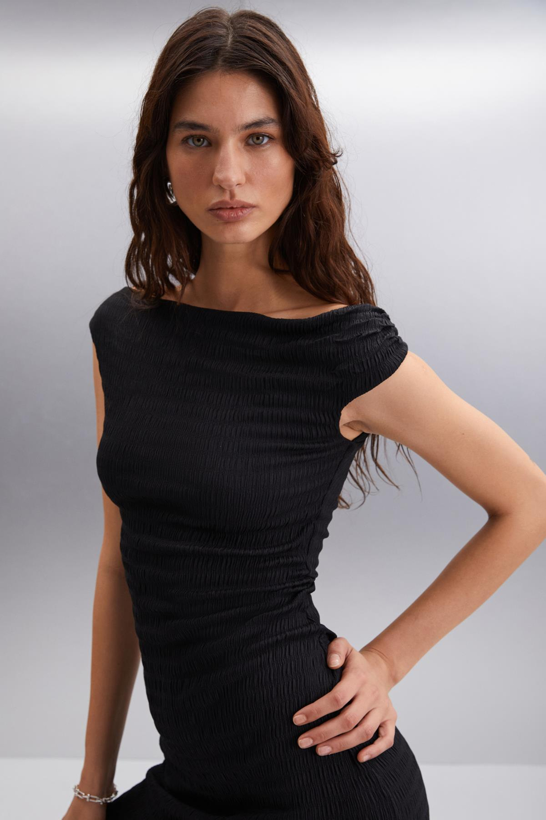 INNSA Kadın Bürümcük 3 boyutlu Kumaşlı Tek Omuzlu Bodycon Siyah Elbise