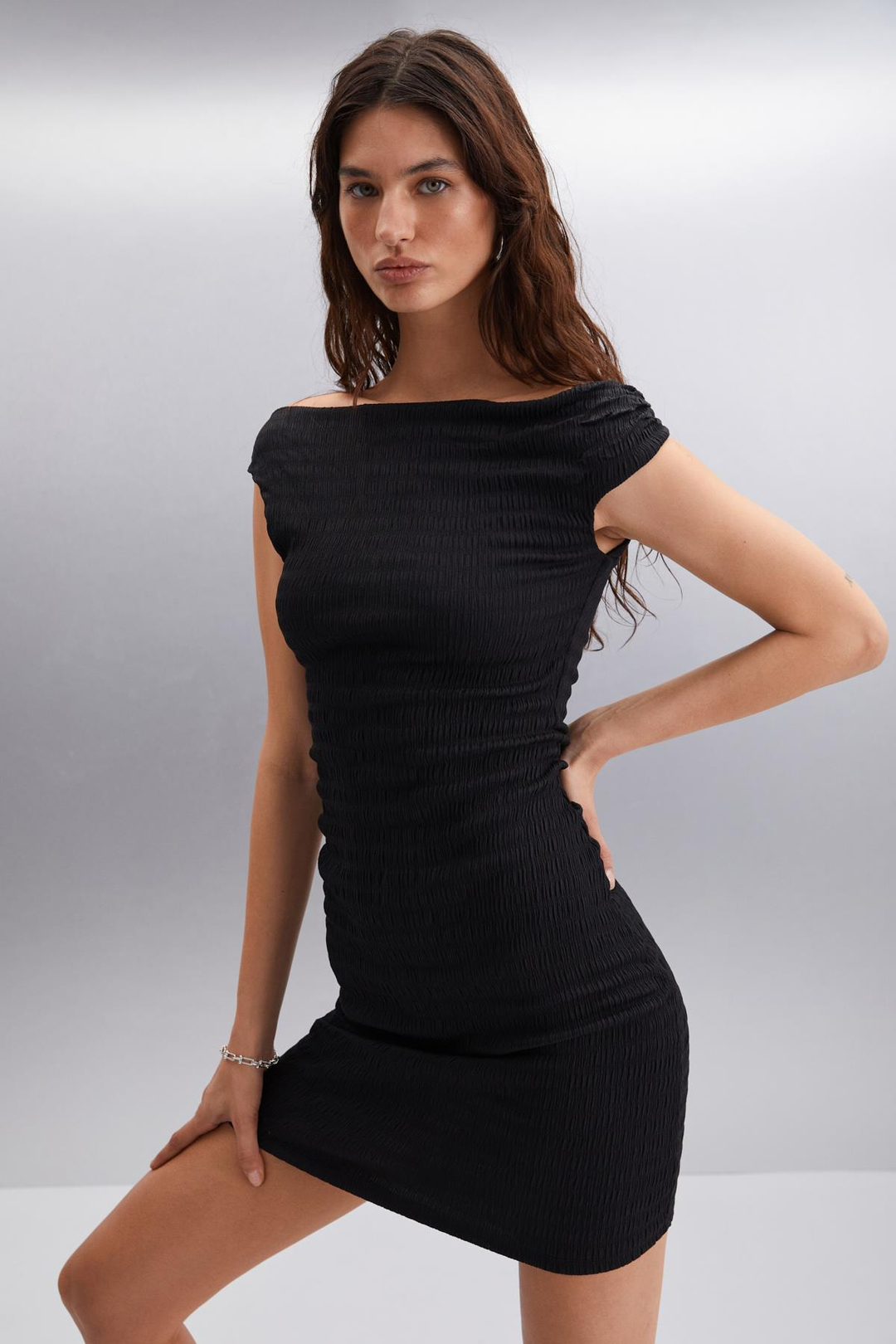 INNSA Kadın Bürümcük 3 boyutlu Kumaşlı Tek Omuzlu Bodycon Siyah Elbise