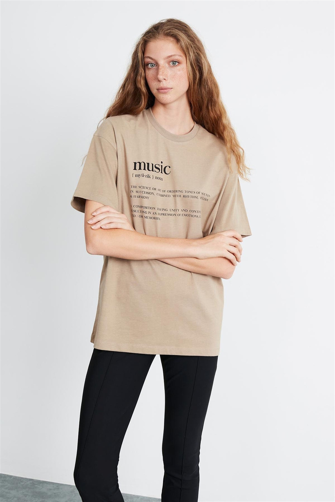 IVY Kadın Kahverengi Baskılı Yuvarlak Yaka Oversize T-Shirt