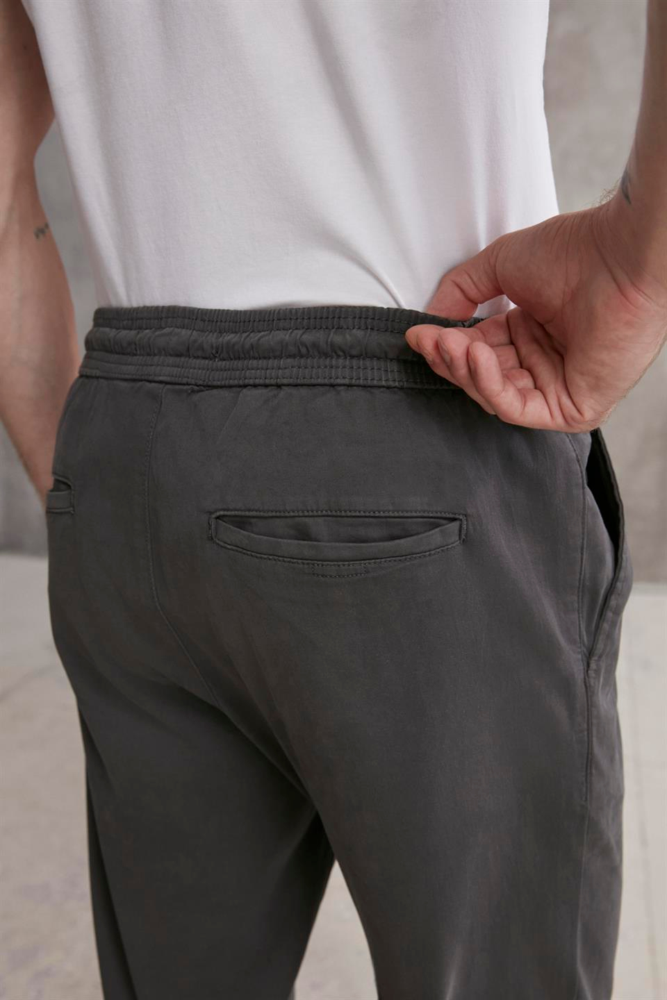 JAKOB  Comfort Antrasit Tekli Pantolon