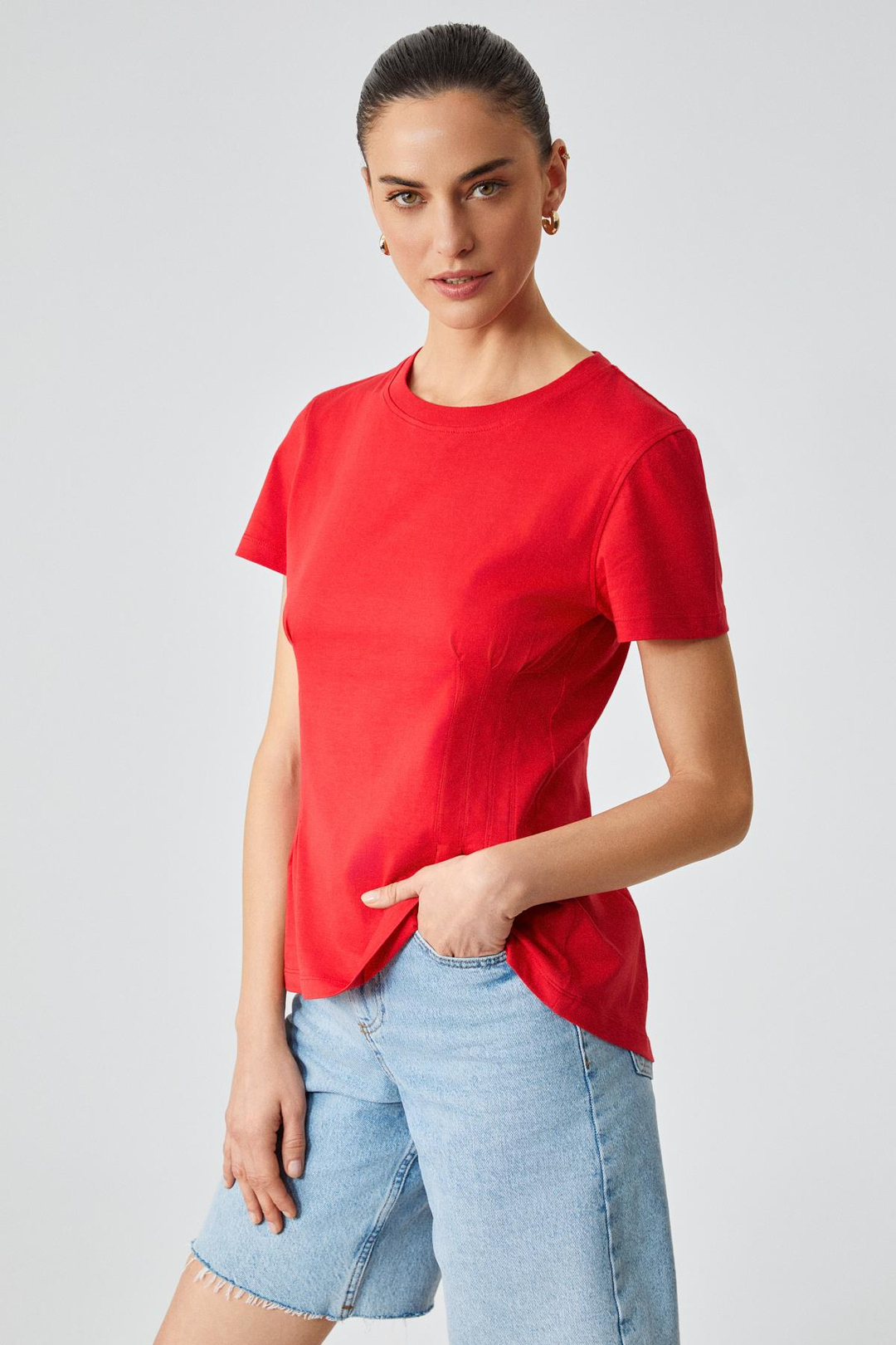 JESSIA Kadın Korse Detaylı %100 Organik Pamuk Bisiklet Yaka Kırmızı T-Shirt