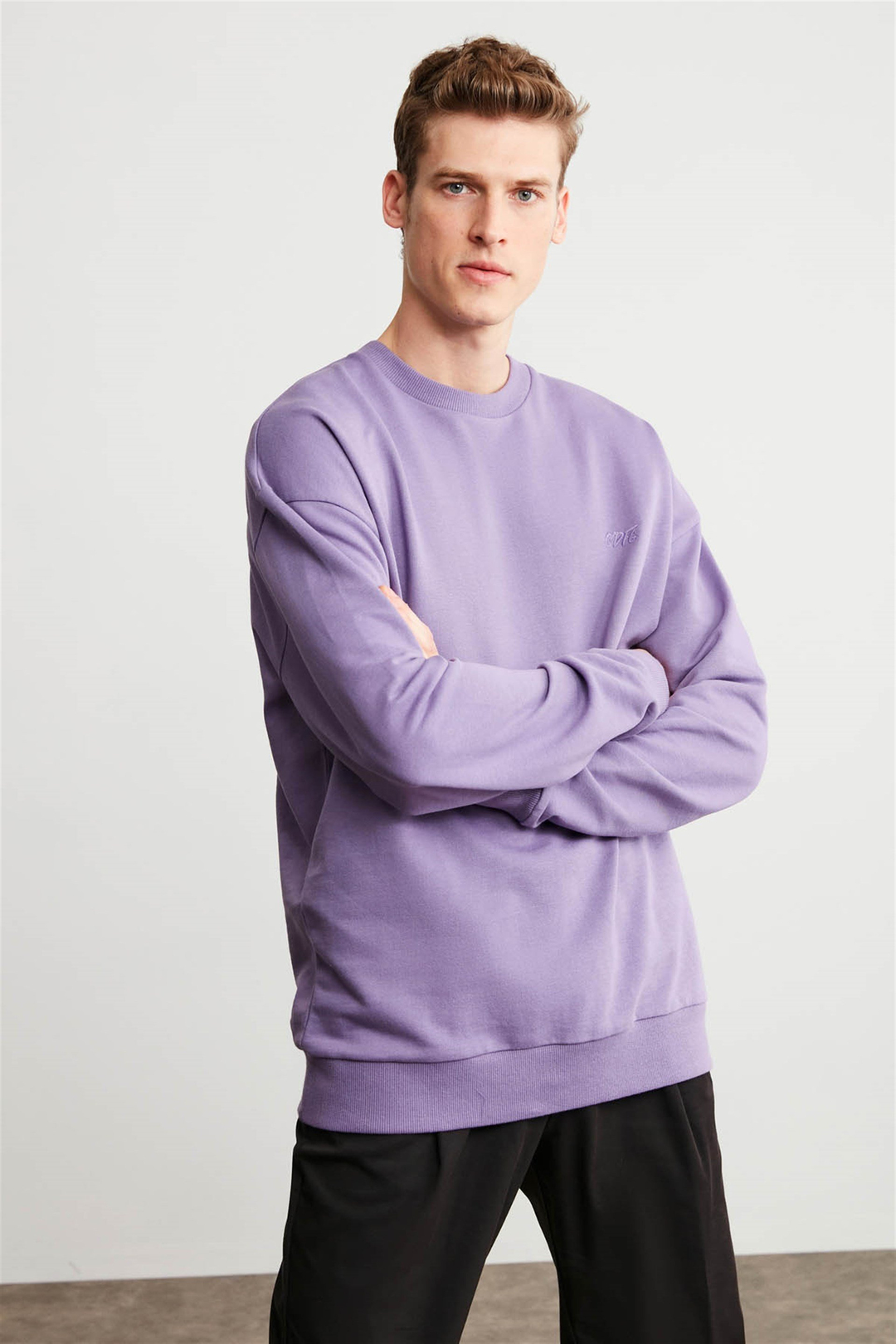 KANYE Erkek Mor Nakışlı-İşlemeli Yuvarlak Yaka Oversıze Sweatshirt