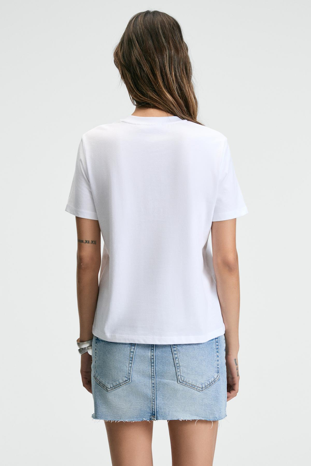 KARIVA Kadın Bisiklet Yaka Kısa Kollu Ön Baskı Detaylı Regular Fit Beyaz T-Shirt