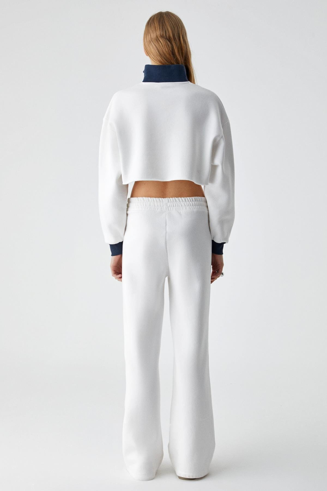 KURRUS Kadın Oversize Çift Cep 3 İplik Geniş Paça Yüksek Bel Uzun Beyaz Eşofman Altı