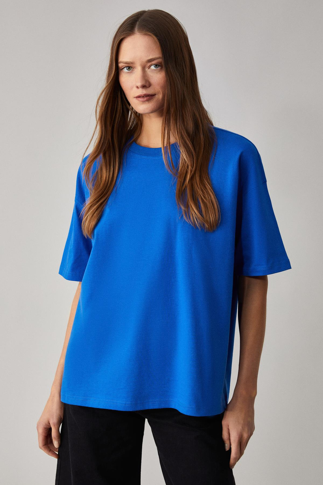 LAGERTHA Kadın %100 organik Pamuklu Kalın Dokulu Oversize Fit Yuvarlak Yakalı Mavi T-Shirt