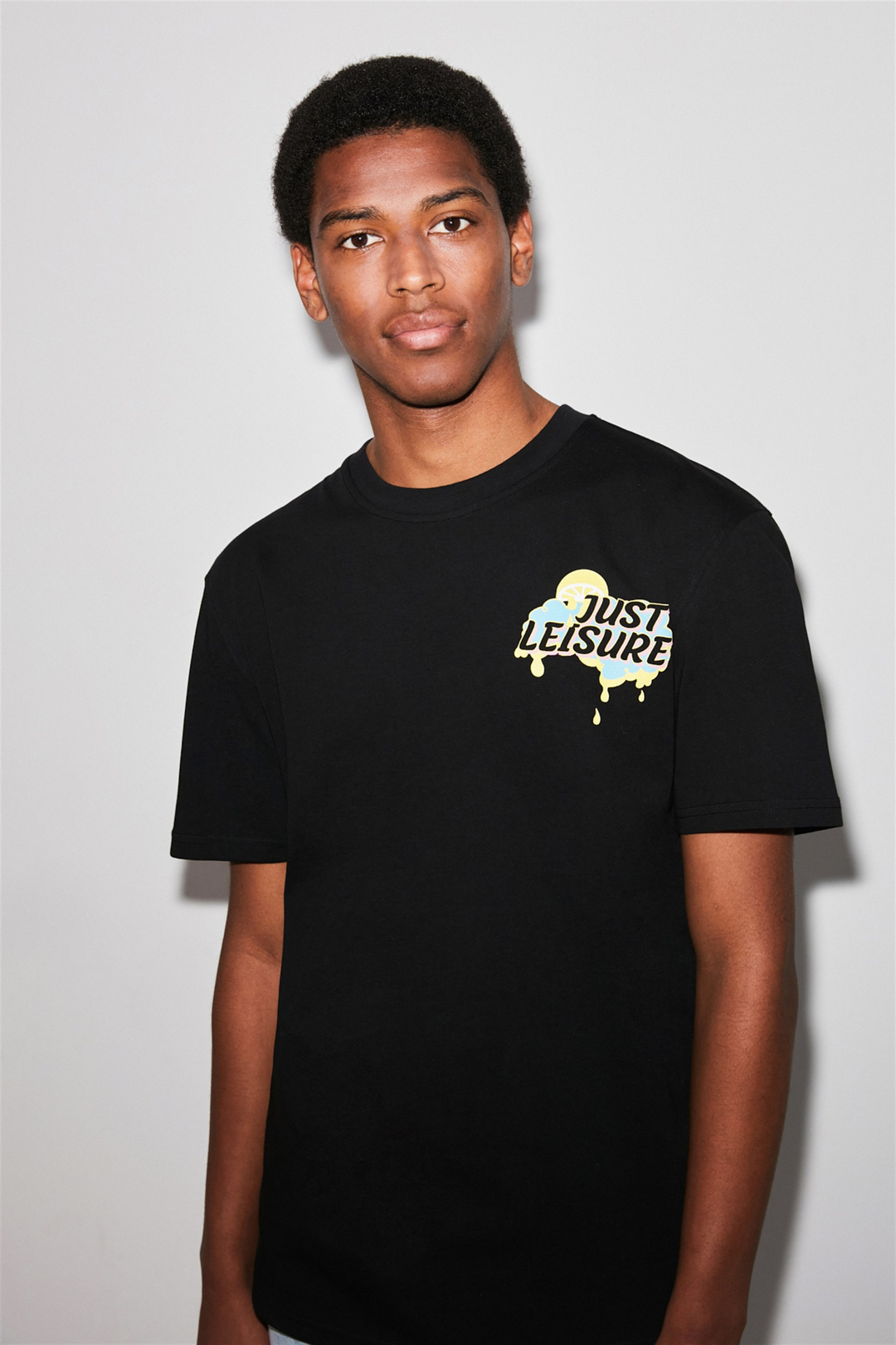 LEISURE Erkek Siyah Baskılı Yuvarlak Yaka Regular Fit T-Shirt