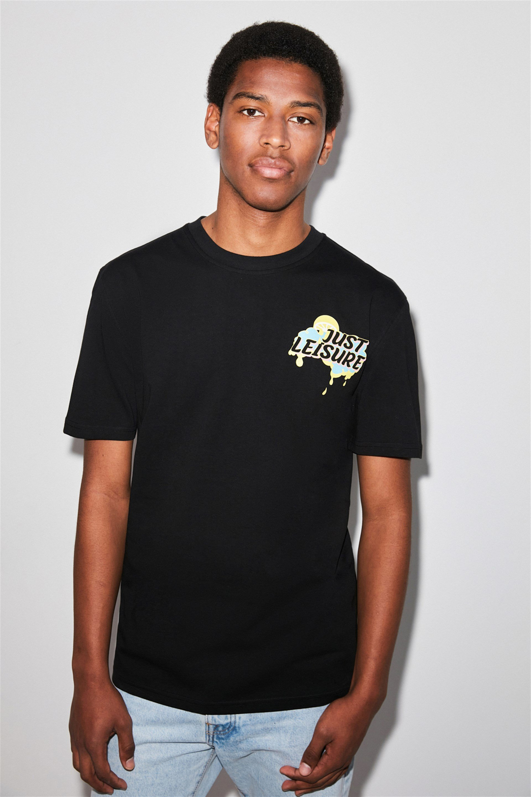 LEISURE Erkek Siyah Baskılı Yuvarlak Yaka Regular Fit T-Shirt