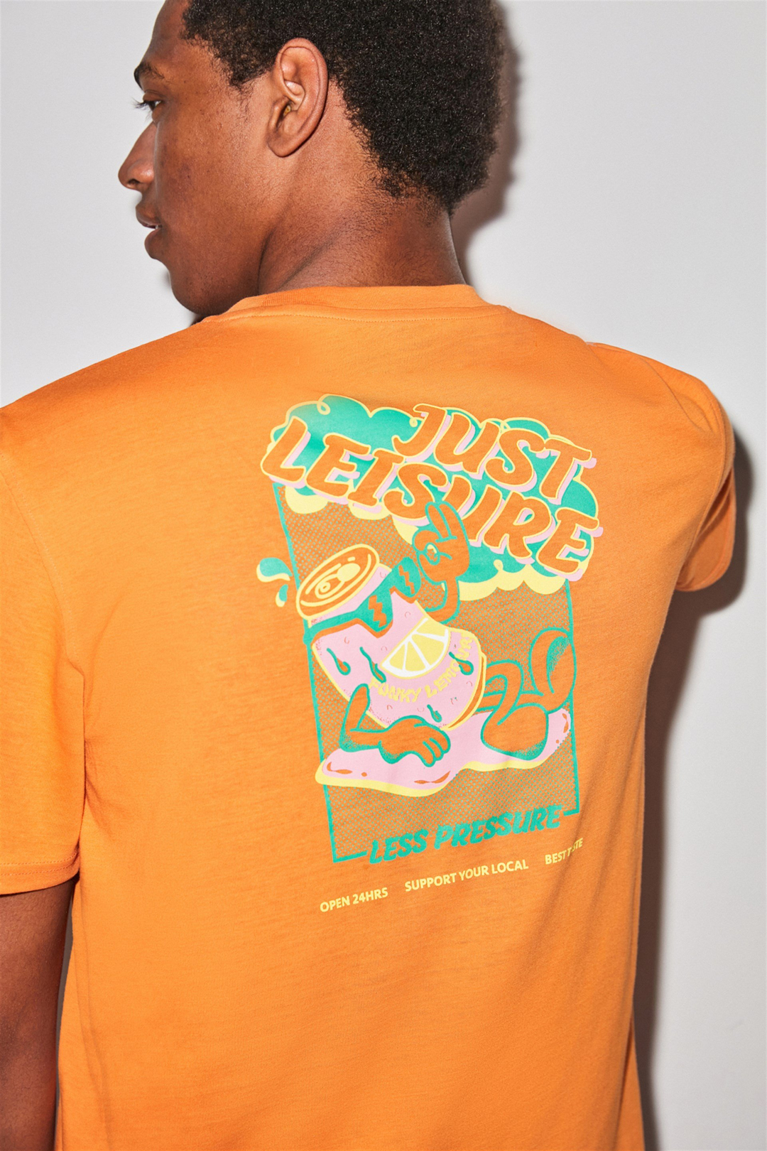 LEISURE Erkek Turuncu Baskılı Yuvarlak Yaka Regular Fit T-Shirt