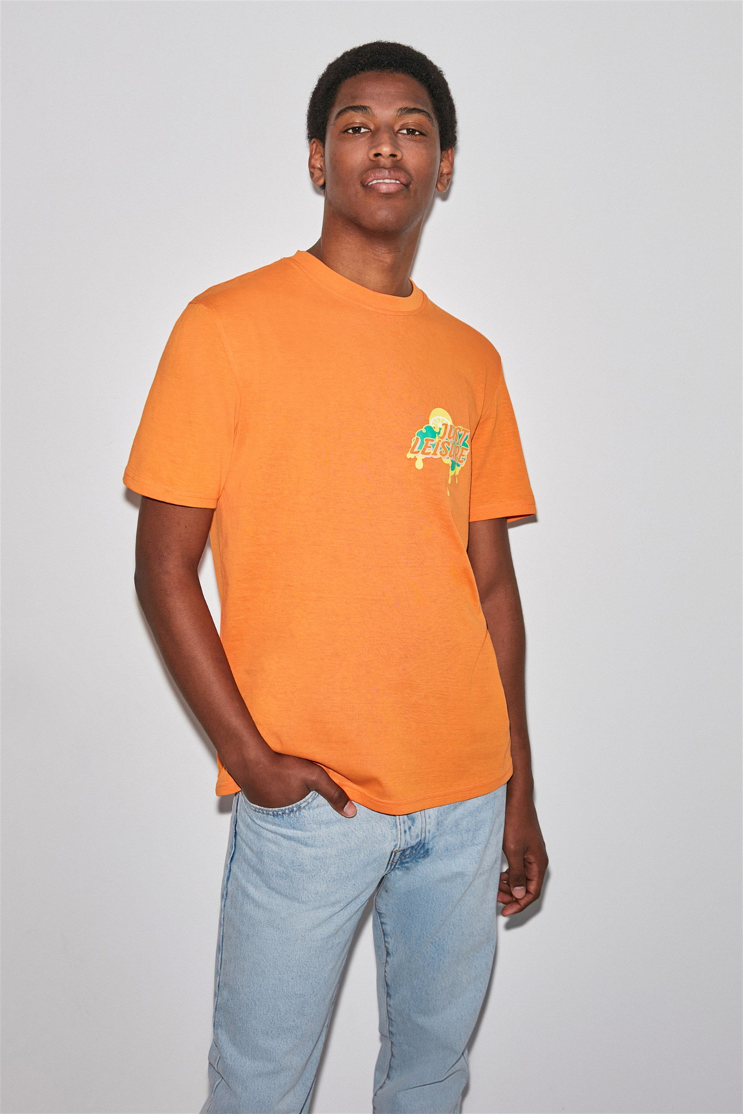 LEISURE Erkek Turuncu Baskılı Yuvarlak Yaka Regular Fit T-Shirt