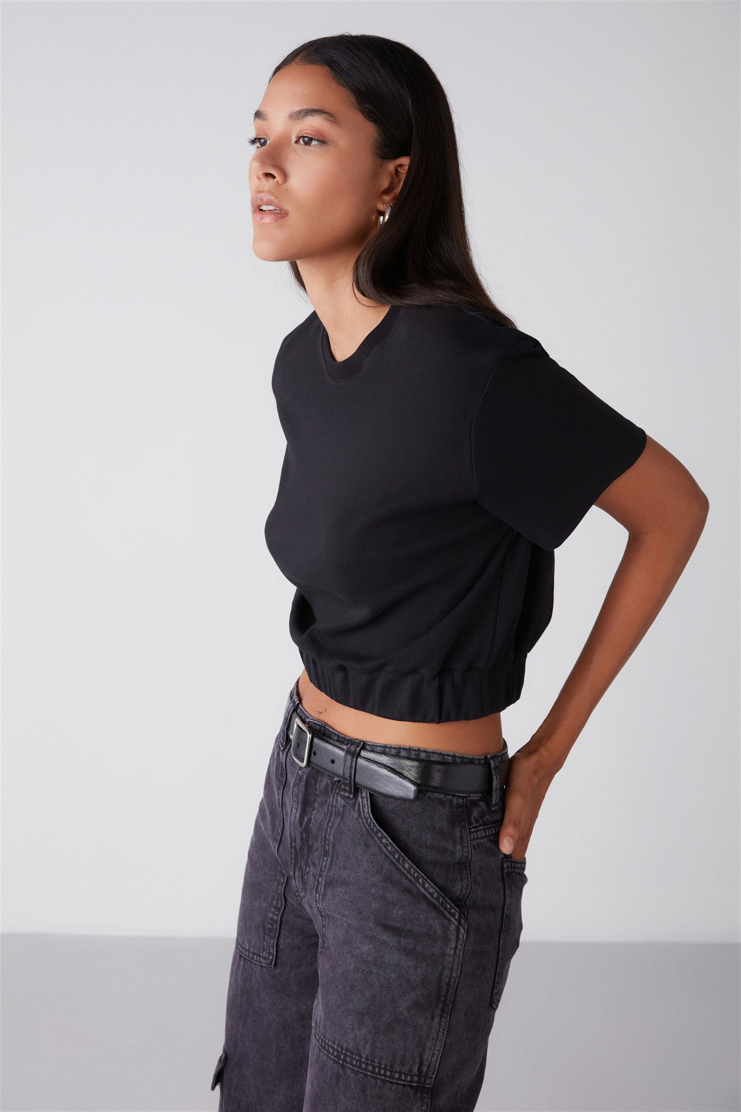 LOLA Örme Crop Fit Siyah  Bluz