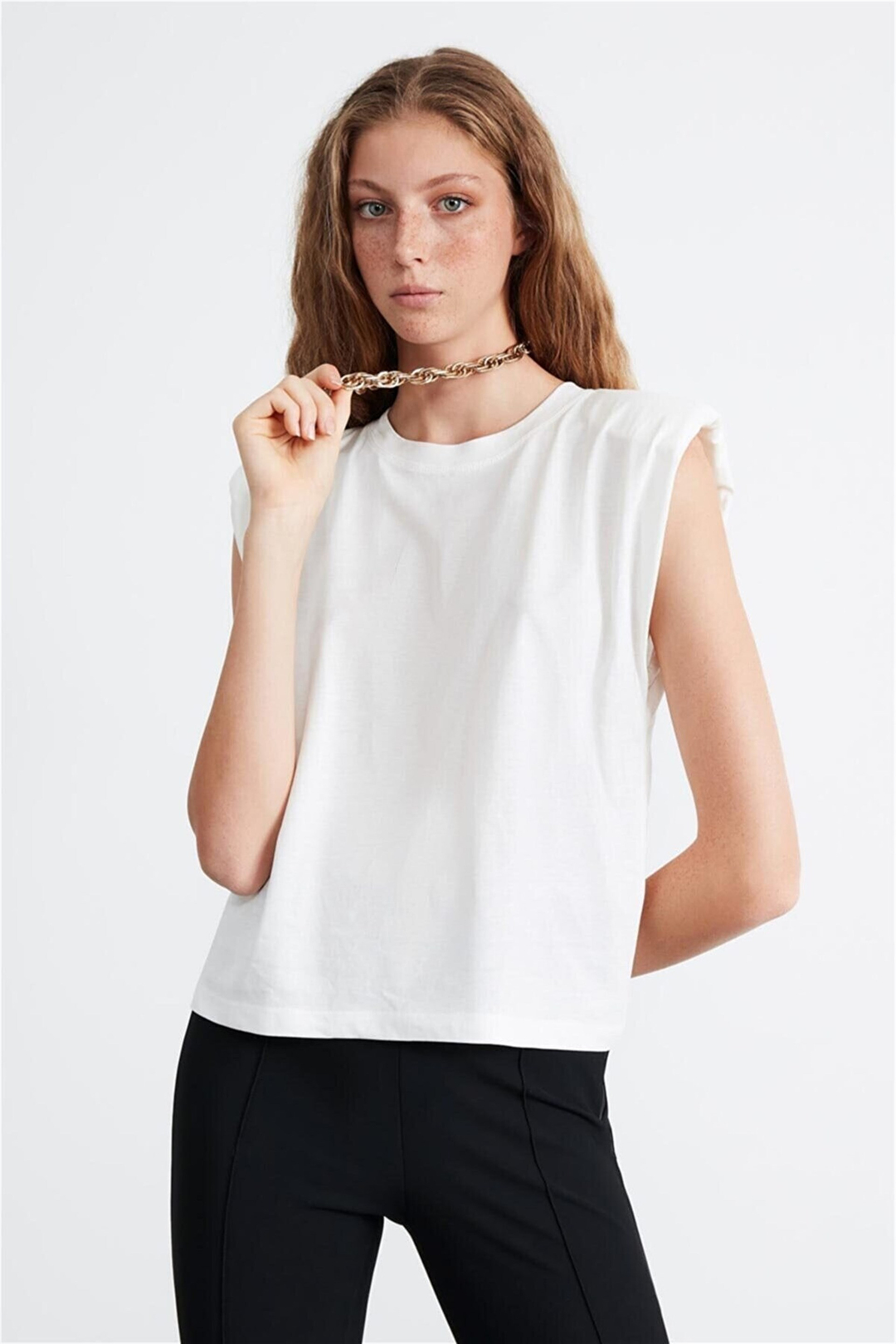 LUNA Kadın Beyaz Düz Renk Yuvarlak Yaka Comfort Fit T-Shirt
