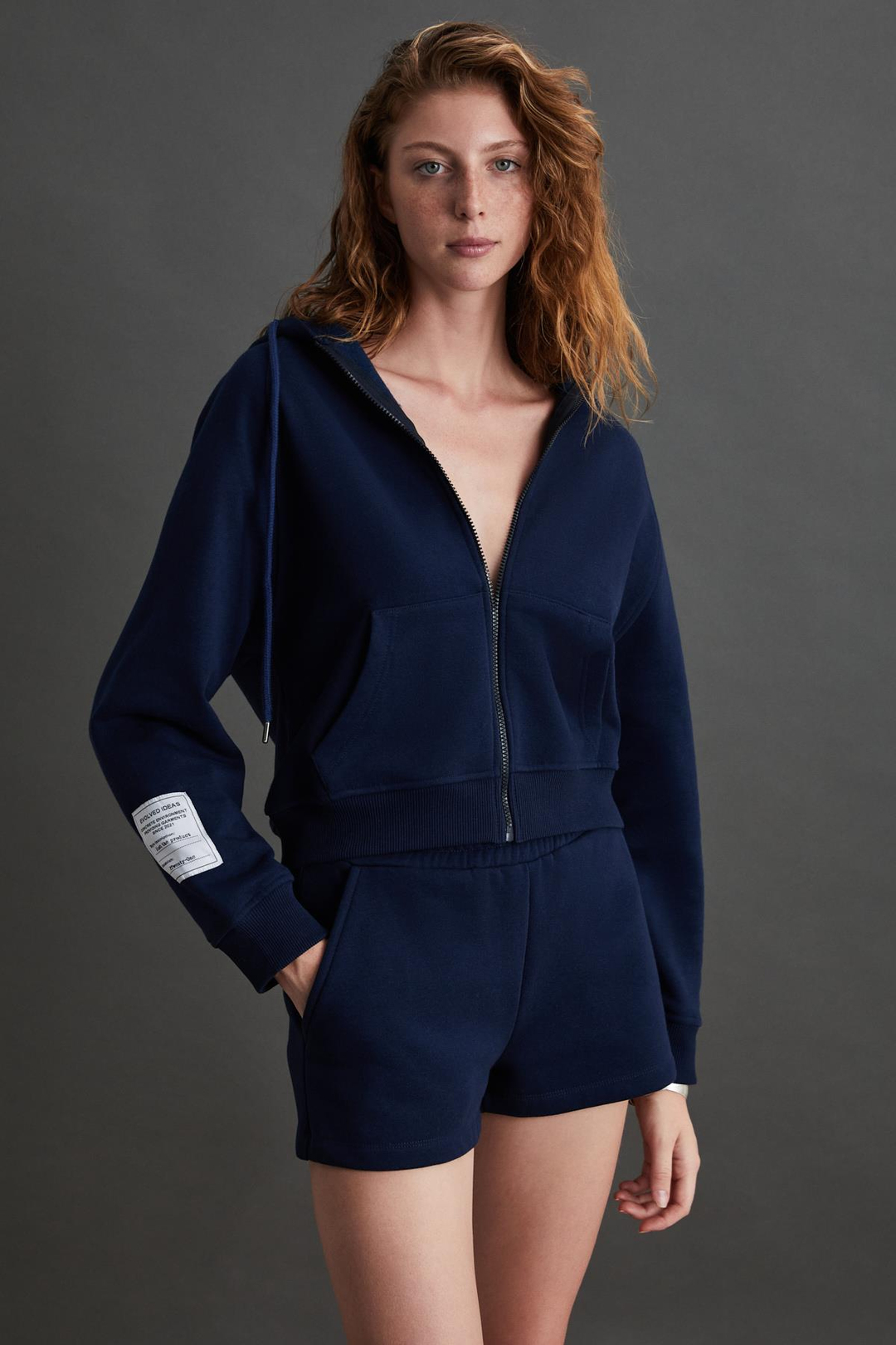 LYKA Kadın Organik Pamuk 3 İplik İçi Şardonlu Süs Etiketi Detaylı Regular Lacivert Hoodie
