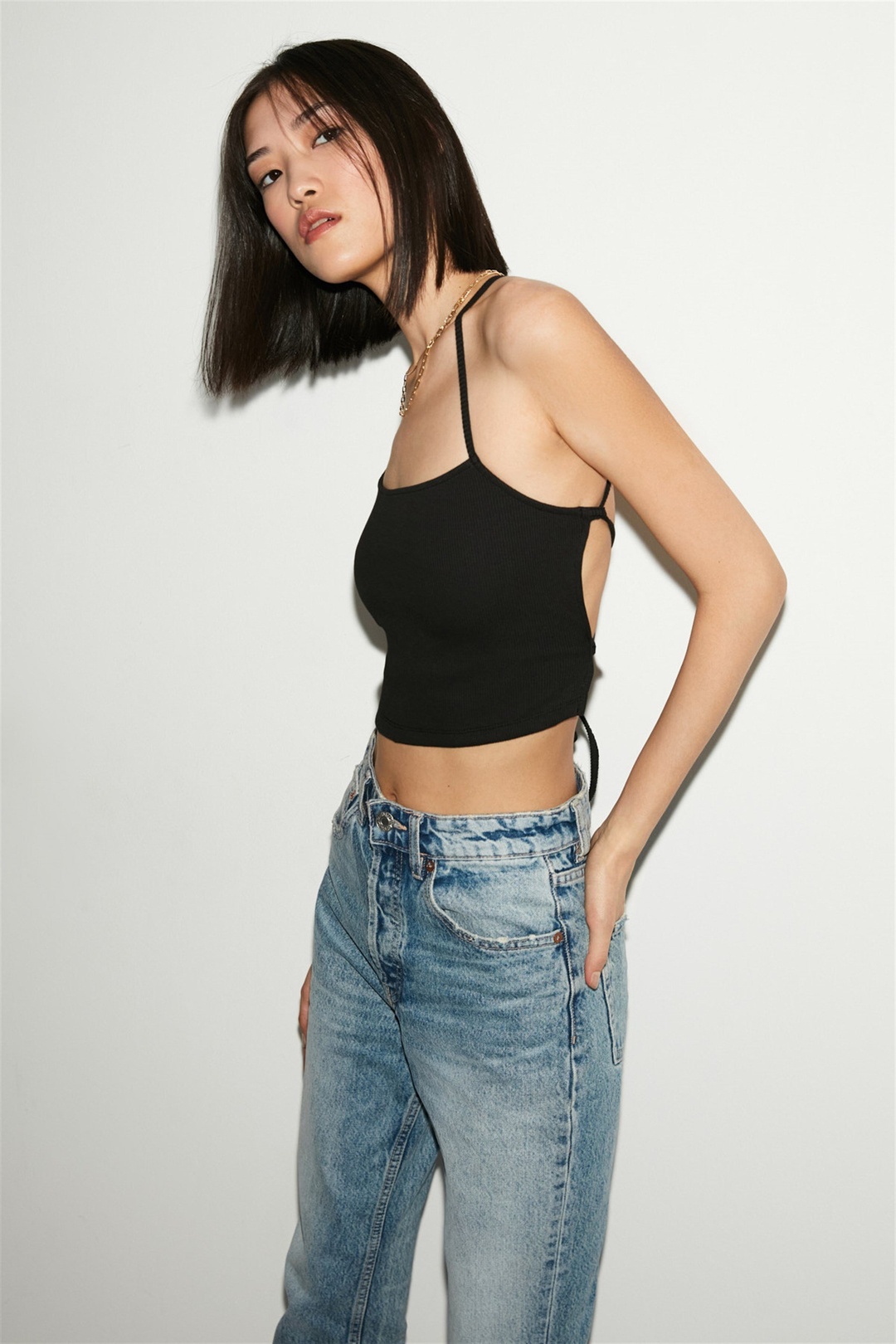 MARIGOLD Kadın Siyah Düz Renk Kare Yaka  Sırt Bağlamalı   Crop Fit Bluz