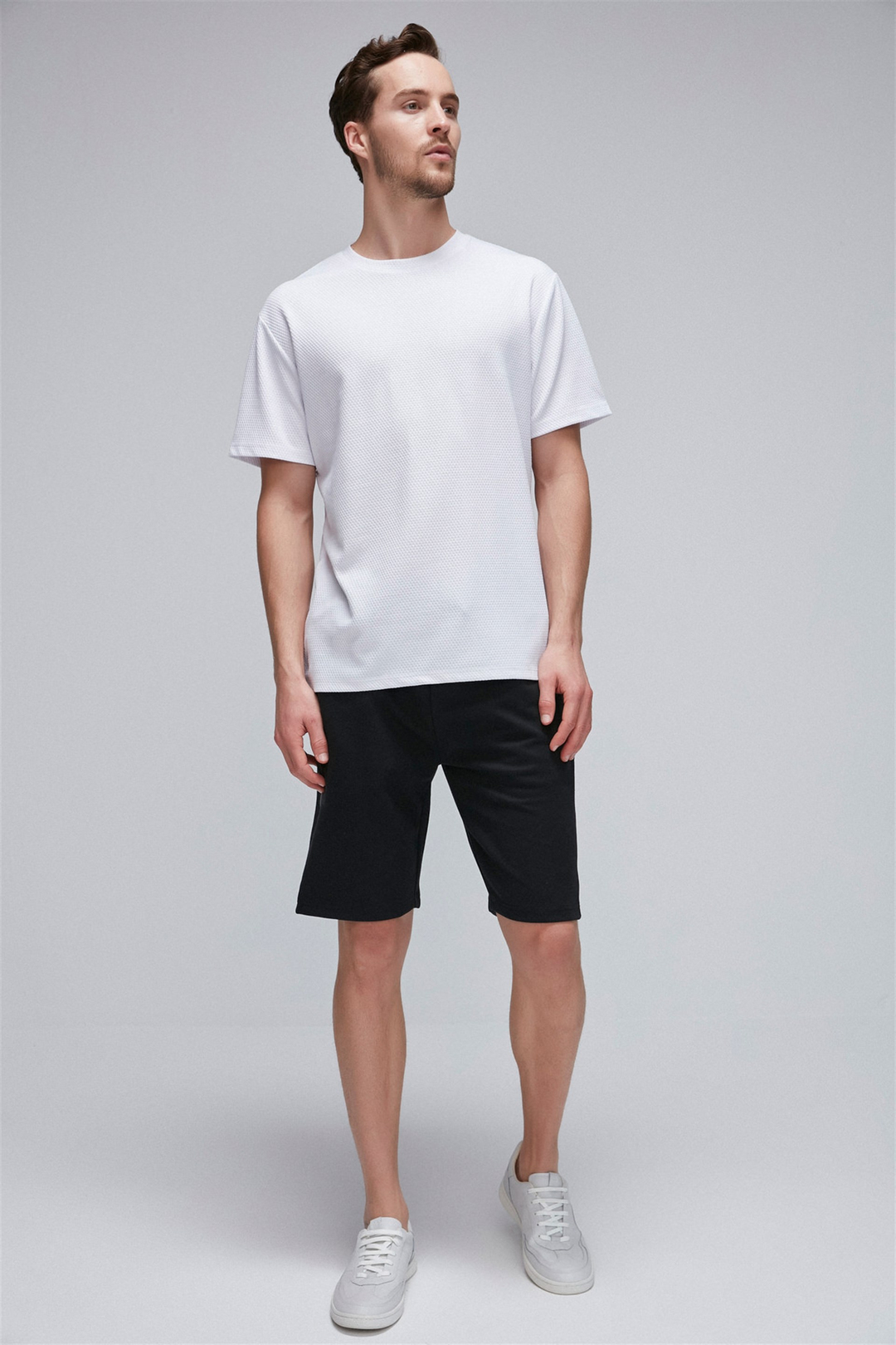 MAVERICK Erkek Beyaz Düz Renk Yuvarlak Yaka Comfort Fit T-Shirt