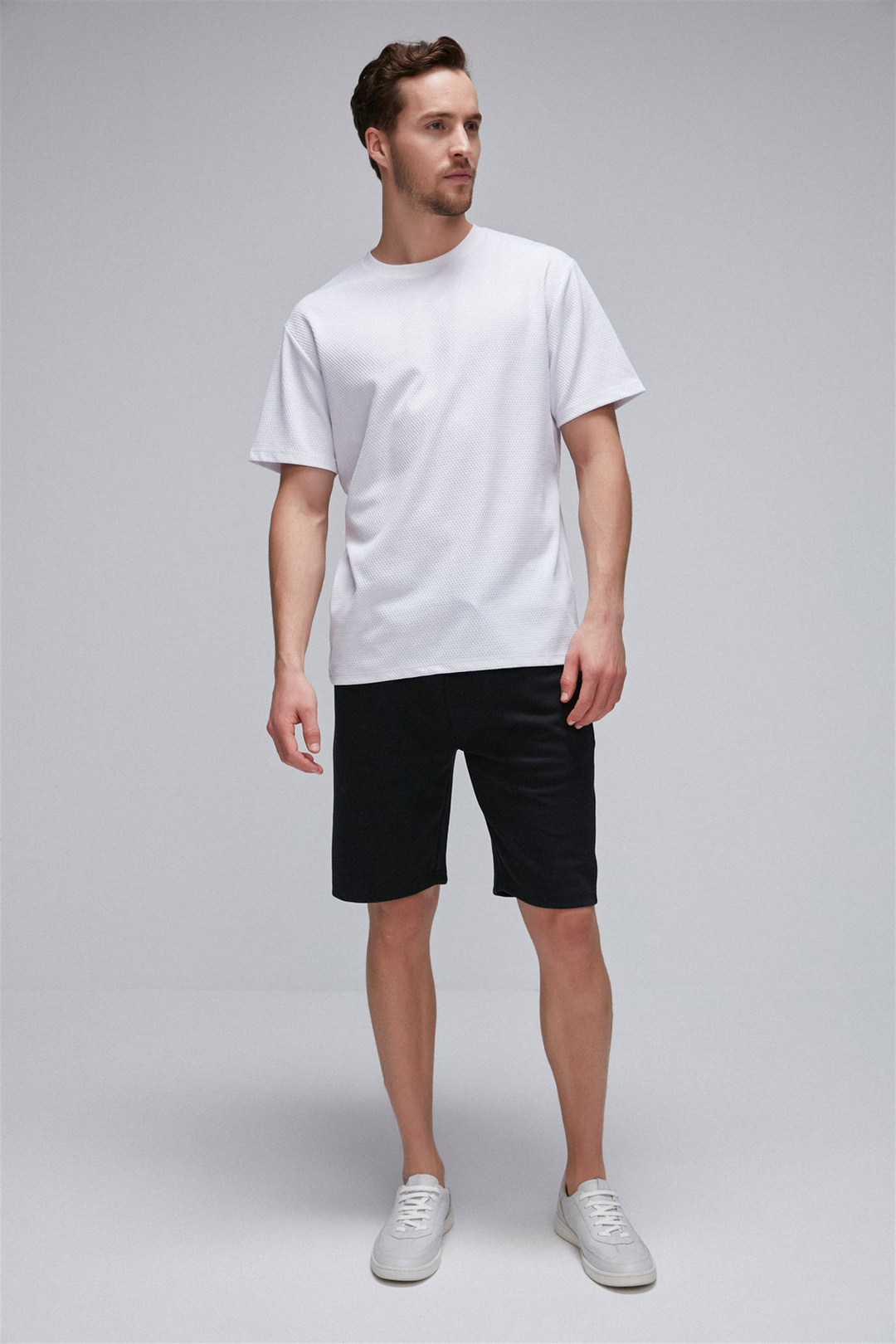 MAVERICK Erkek Beyaz Düz Renk Yuvarlak Yaka Comfort Fit T-Shirt