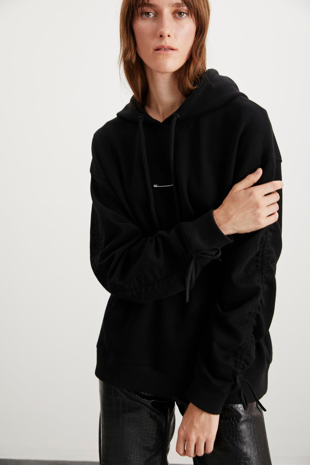 MEARA  Oversize Siyah Tekli Sweatshirt