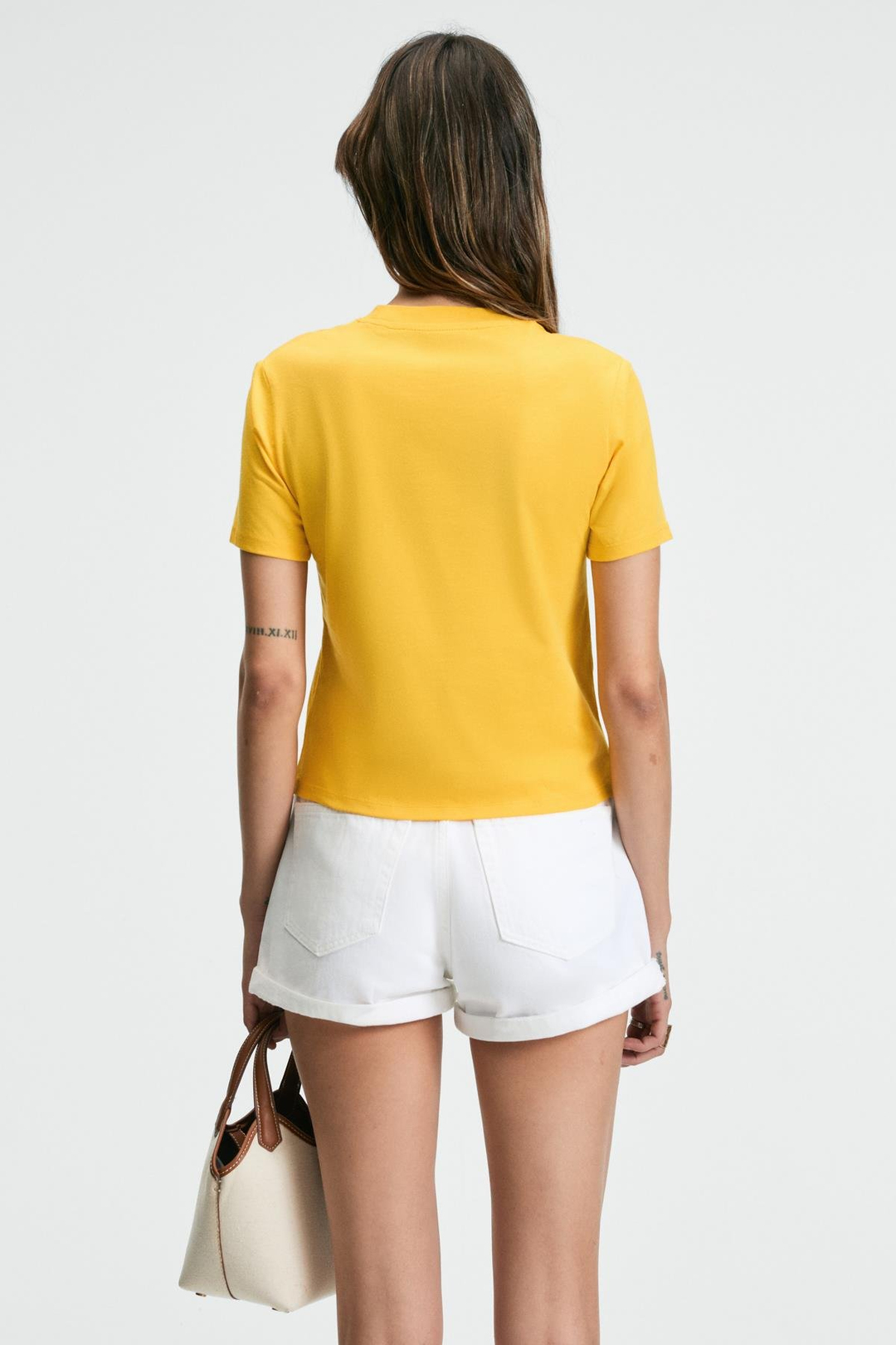 MELVESSA Kadın %100 Pamuk Baskı Detaylı Regular Fit Bisiklet Yakalı Sarı T-Shirt