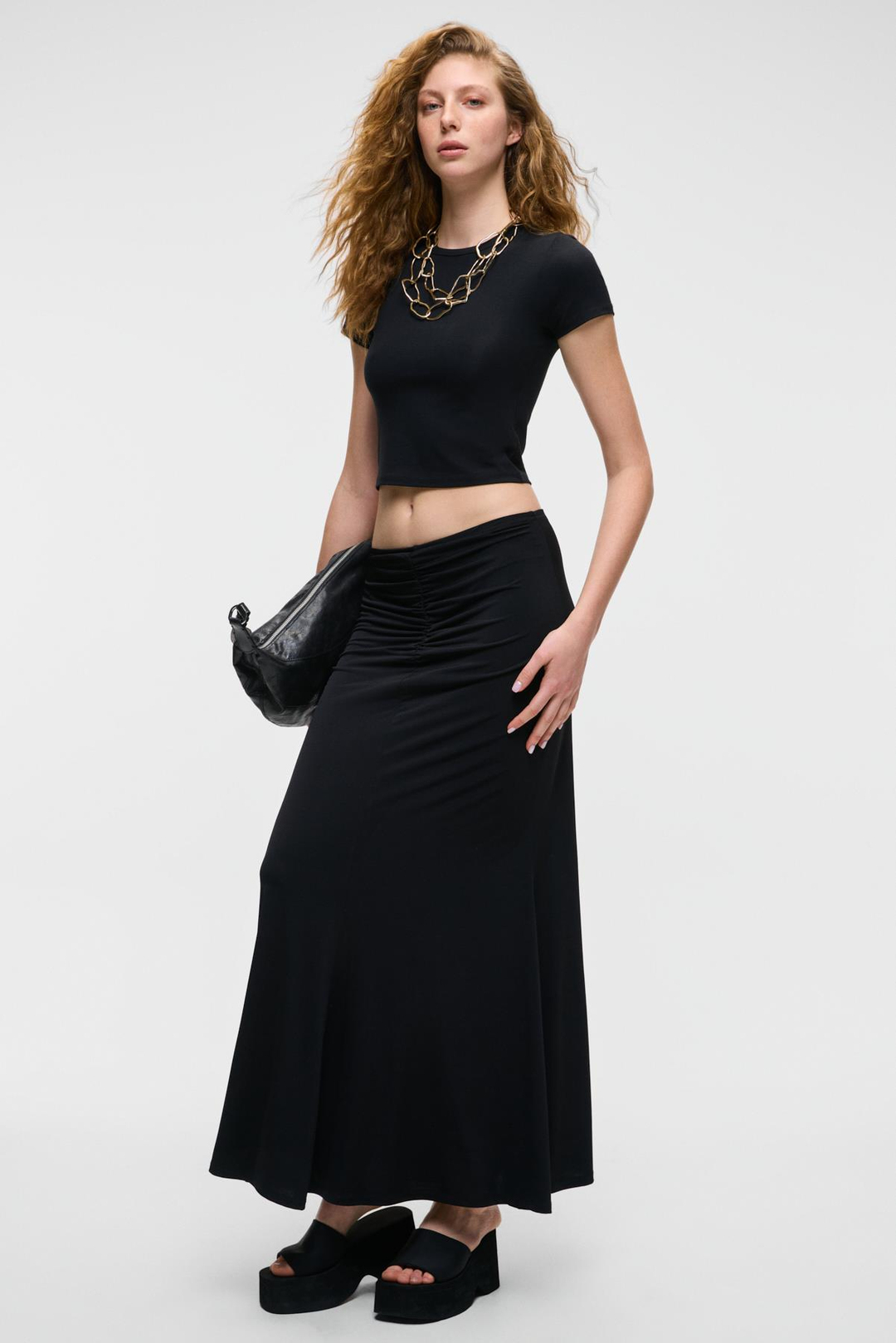 MIALTIH Kadın Uzun Büzgü Detay Regular Siyah Etek