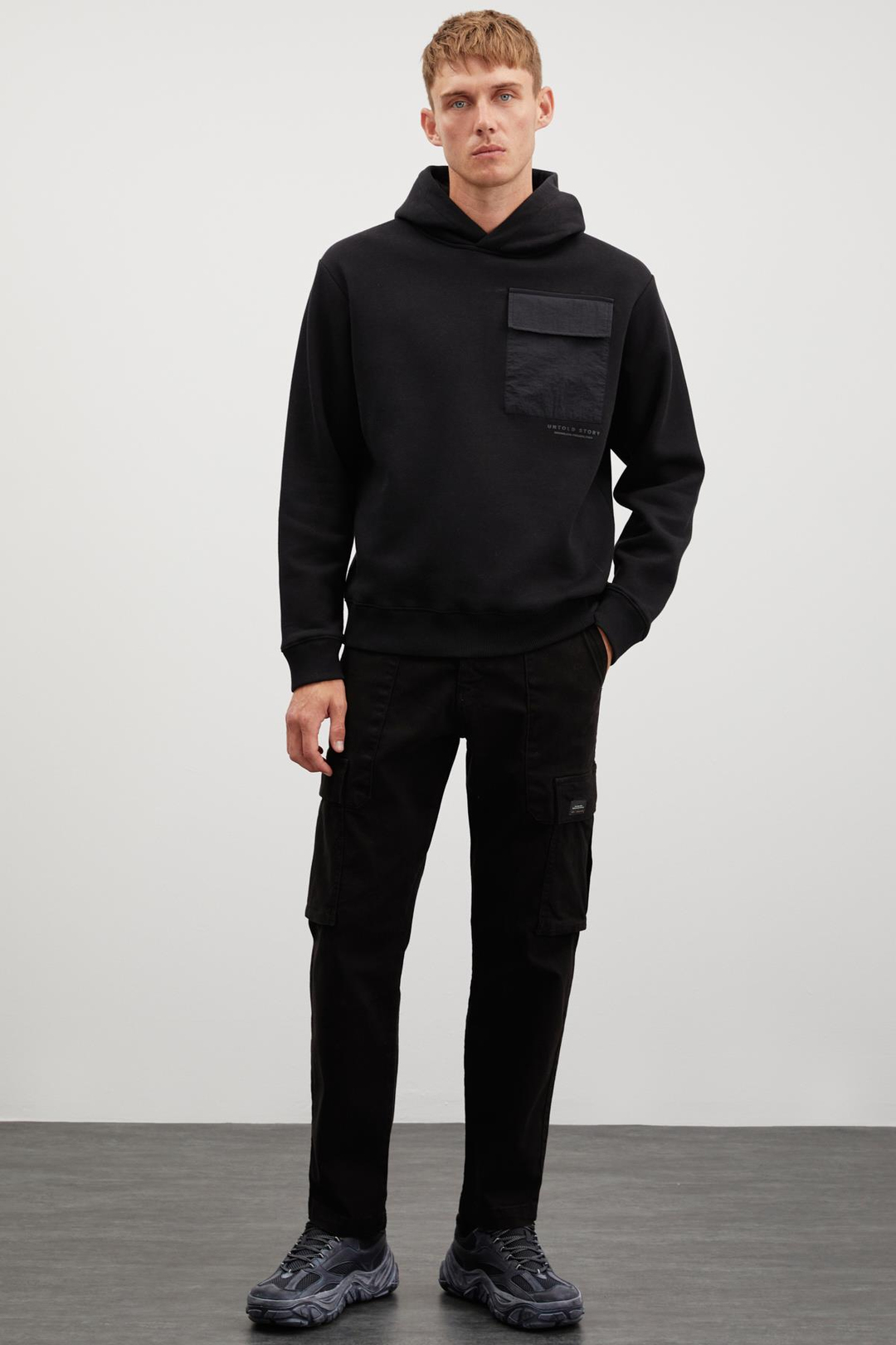 NIGEL  Relaxed Siyah Tekli Sweatshirt