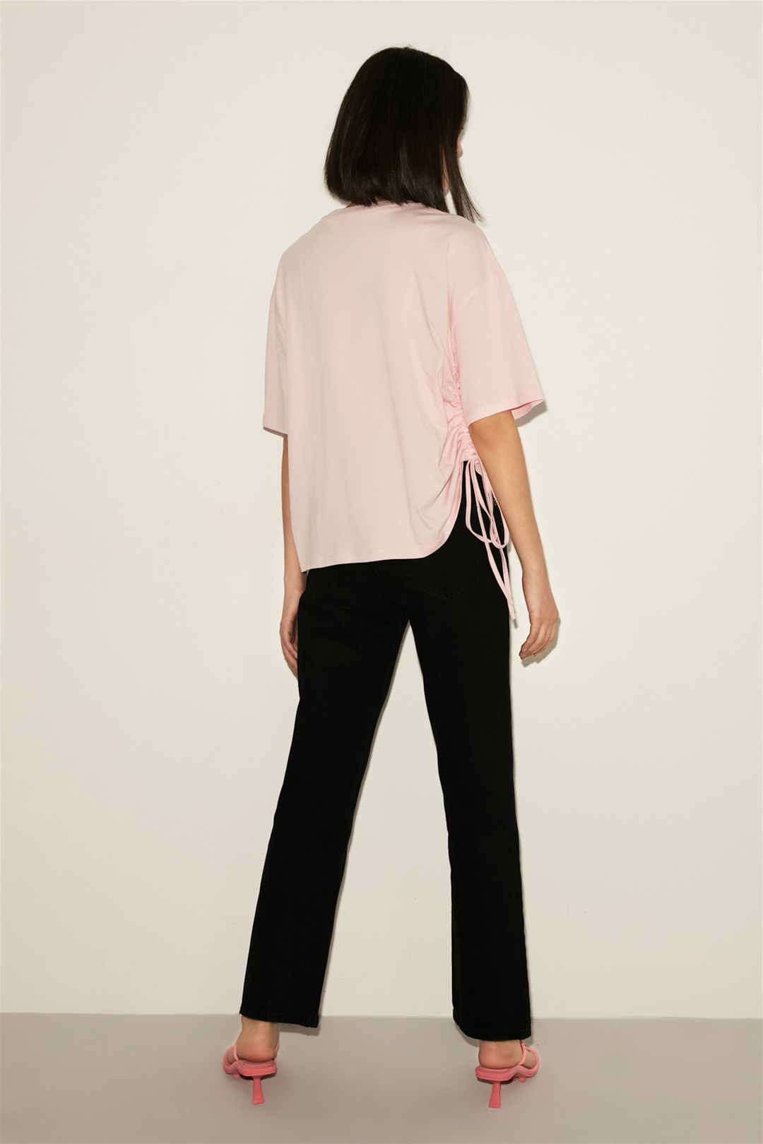 NORI Kadın Pembe Baskılı Yuvarlak Yaka Comfort Fit T-Shirt