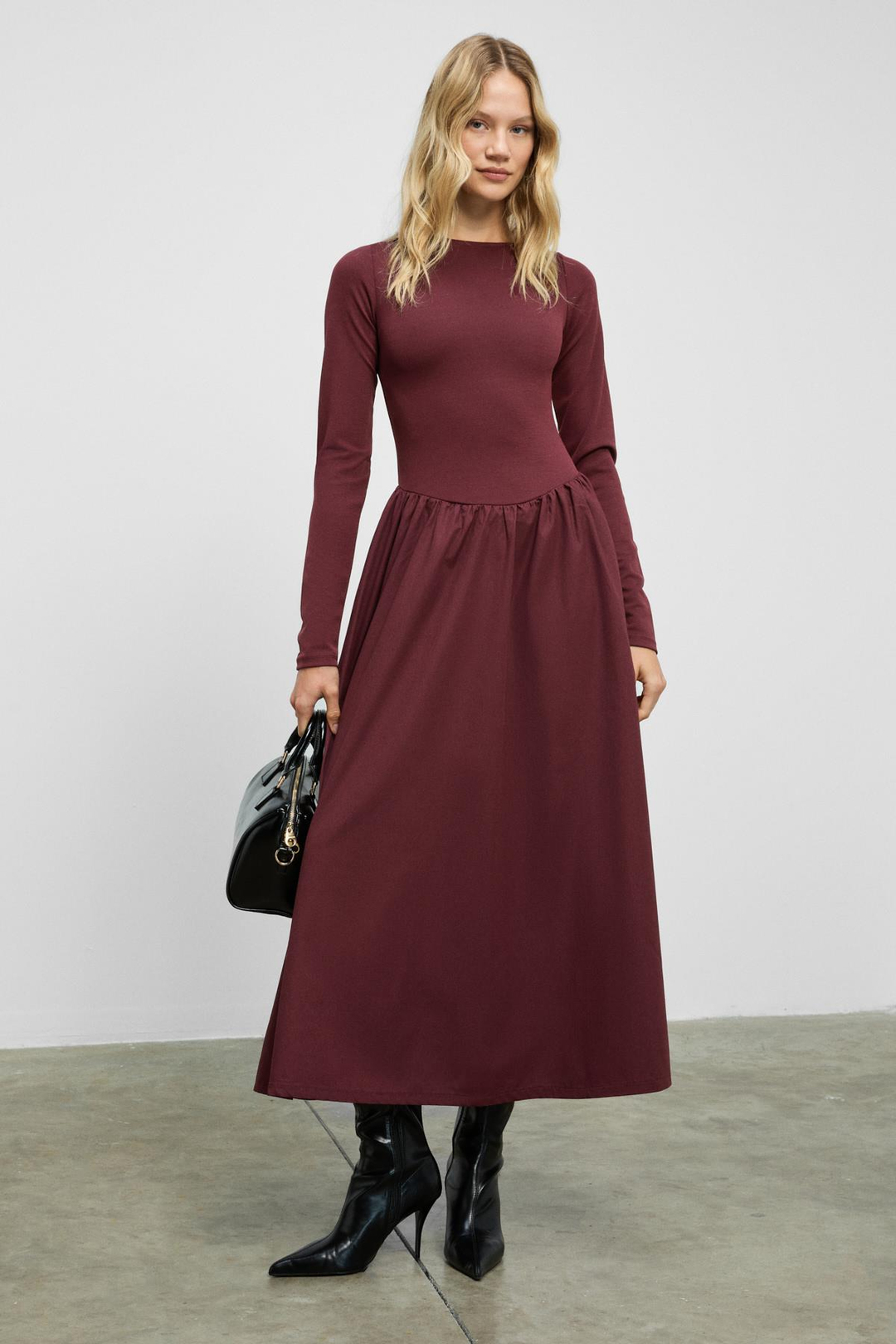 PANI Kadın Maxi Boy Etek Kısmı Dokuma Poplin Kloş Üst Kısmı Esnek Viskon Elastan Şık Bordo Elbise